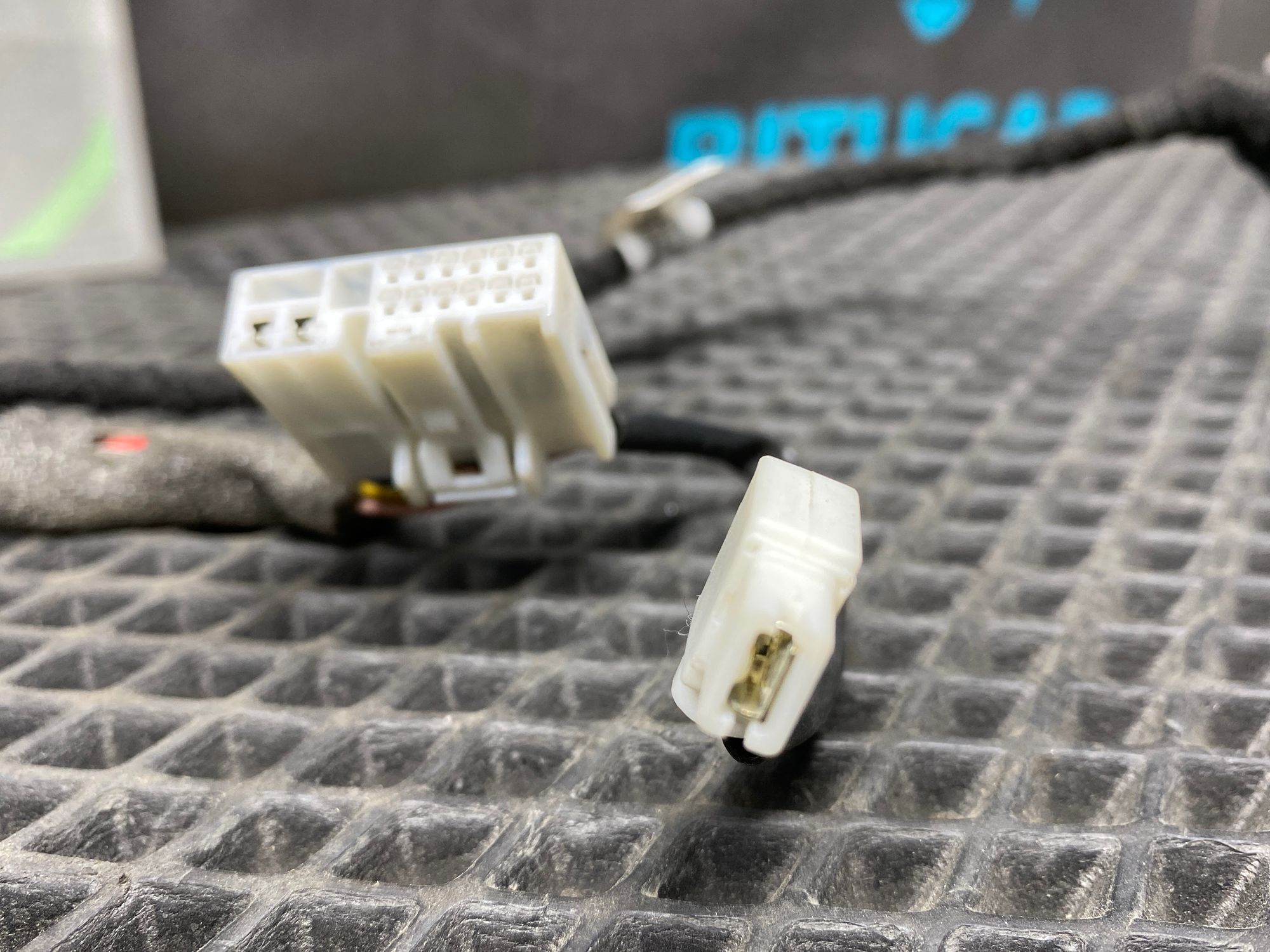 https://ycs.partsauto.market/partsauto-images/thmbs/userImages/c8f07ba63eb5b2f0f6006ea854bf8f7d/part/534ec7dd-231a-45fb-afc0-f612013f21ab_1777444524744.jpg
