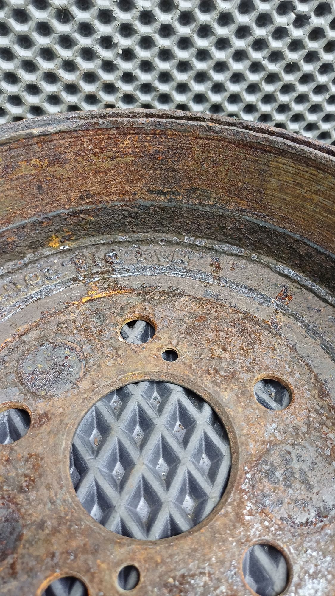 Б/У Барабан тормозной задний Toyota CARINA E 6 дорест. 1992—1996 1994 Зеленый, 990 рублей, Краснодар