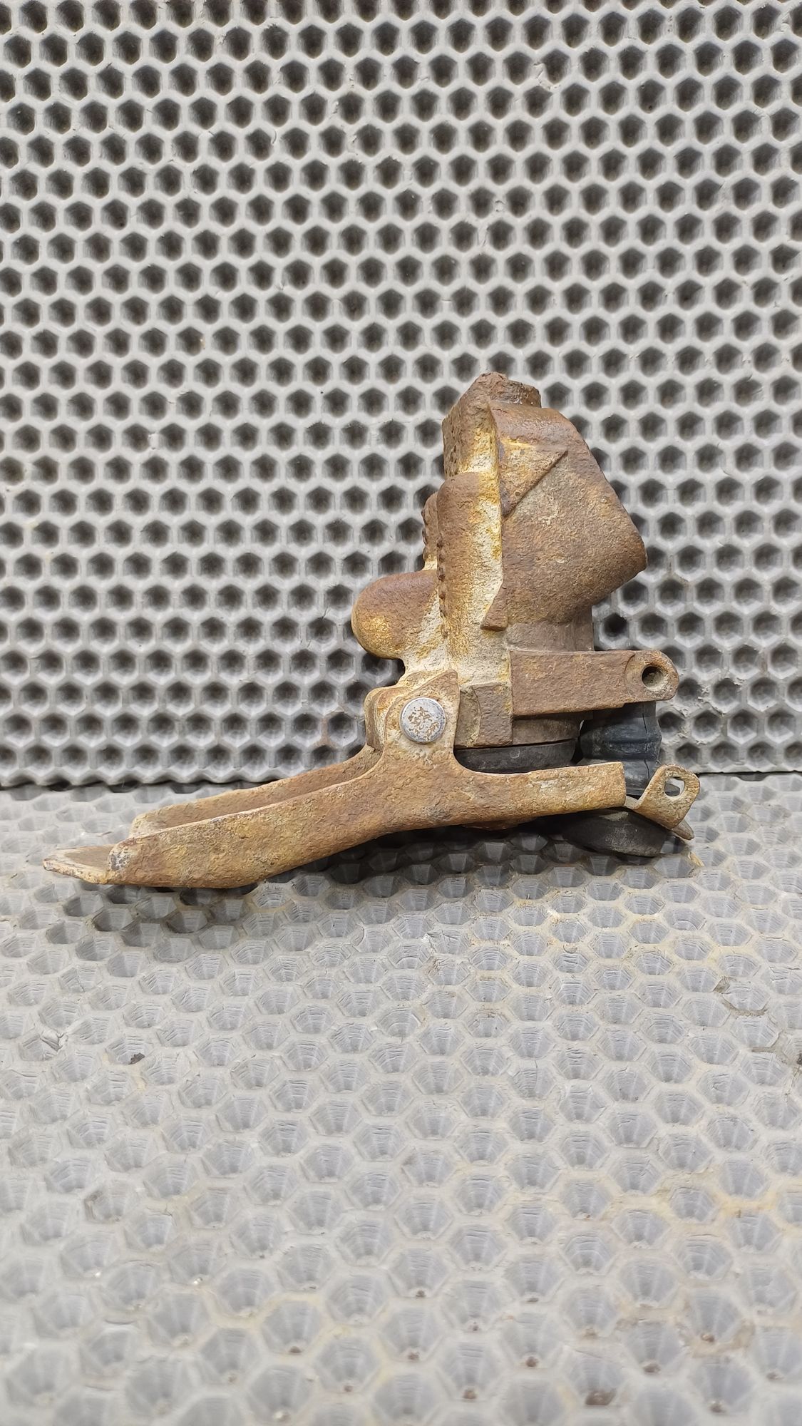 https://ycs.partsauto.market/partsauto-images/thmbs/userImages/c8f07ba63eb5b2f0f6006ea854bf8f7d/part/55751a32-b7ec-40f7-9b65-66af260fe265_1774268048657.jpg