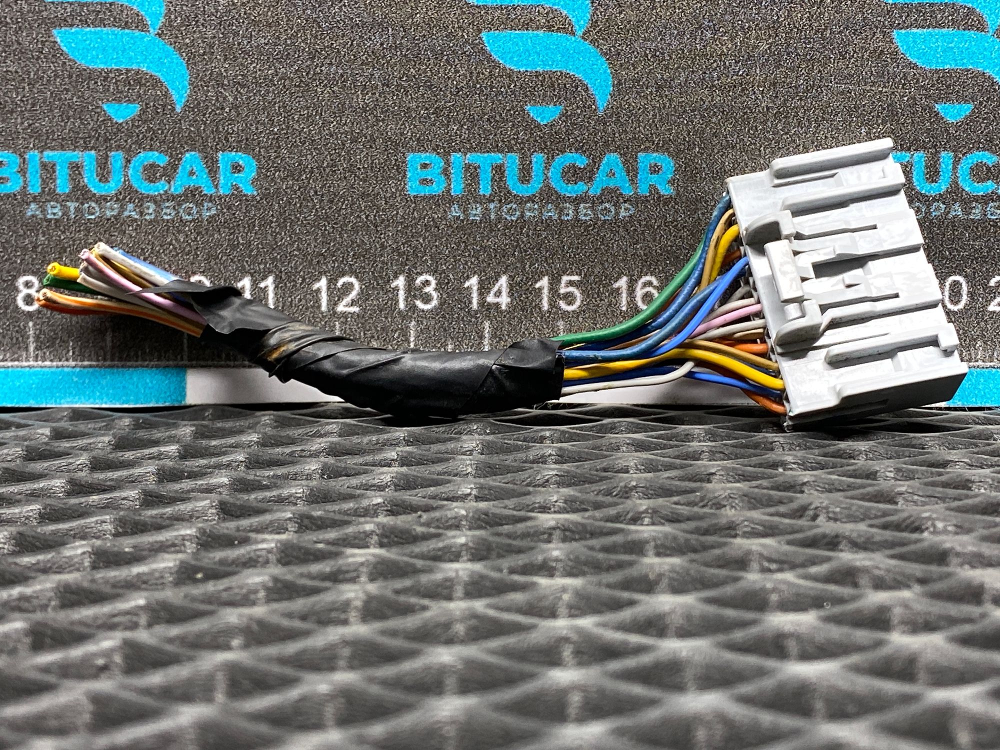 https://ycs.partsauto.market/partsauto-images/thmbs/userImages/c8f07ba63eb5b2f0f6006ea854bf8f7d/part/563d7c8a-692d-4373-b322-fdbe0be697da_1777710557469.jpg
