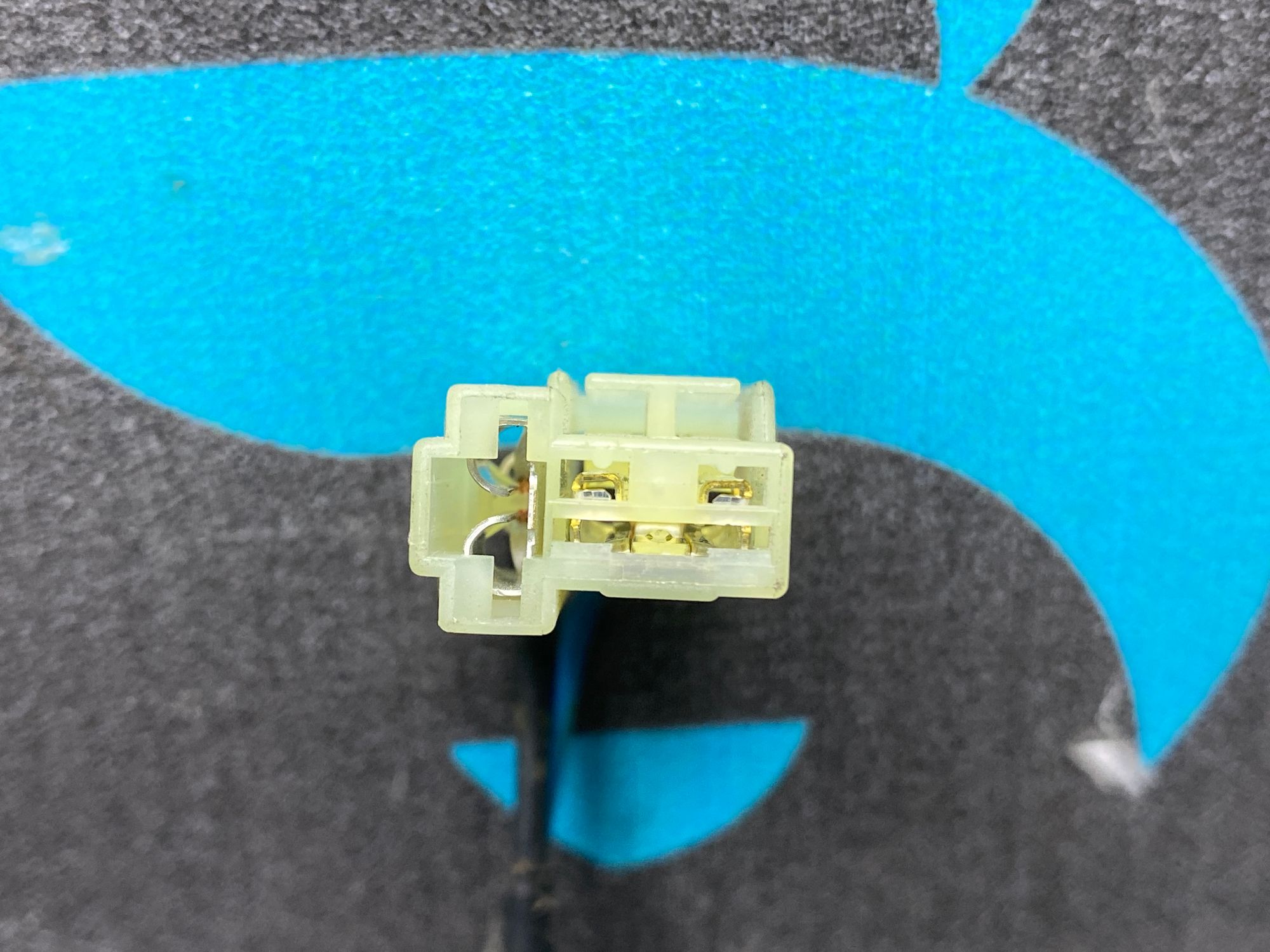 Б/У Фишка розетки прикуривателя Kia Rio 4 (G4FG) 1.6L AT 2021, 499 рублей, Краснодар