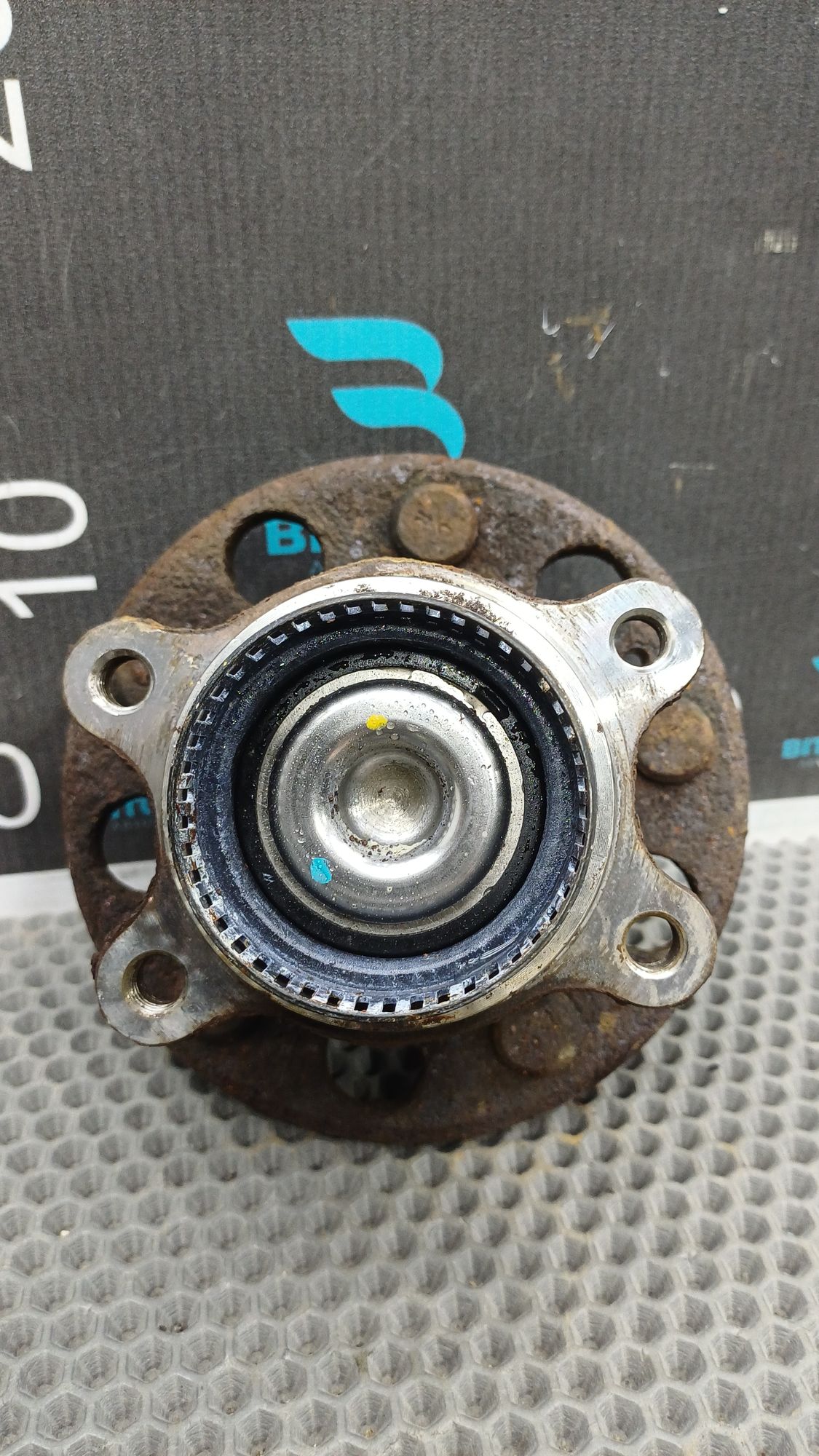 https://ycs.partsauto.market/partsauto-images/thmbs/userImages/c8f07ba63eb5b2f0f6006ea854bf8f7d/part/57f4f822-35db-4135-9f39-337cd95a1858_1777291014358.jpg