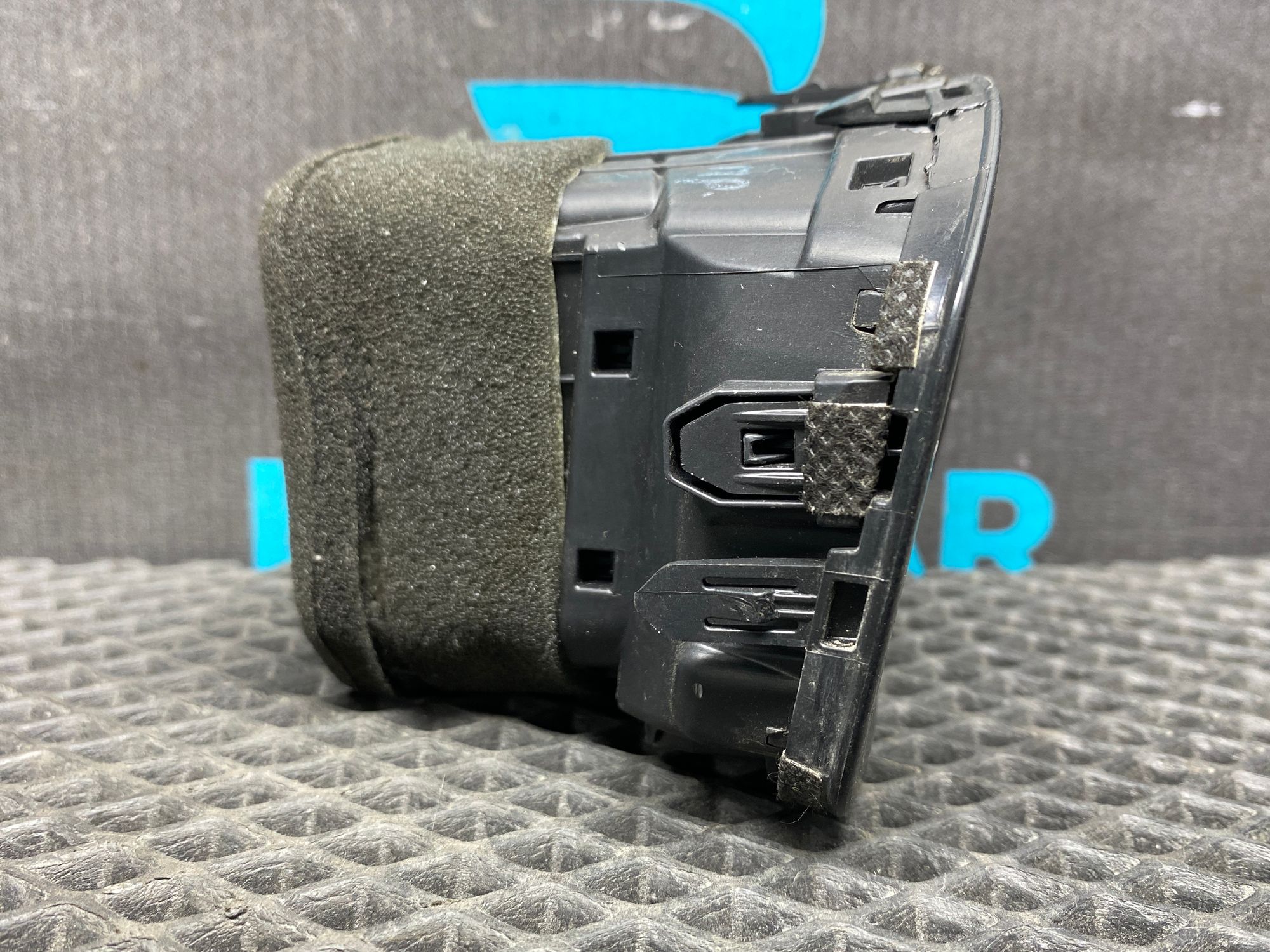 Б/У Дефлектор обдува салона Kia Rio 4 (G4FG) 1.6L AT 2021, 790 рублей, Краснодар