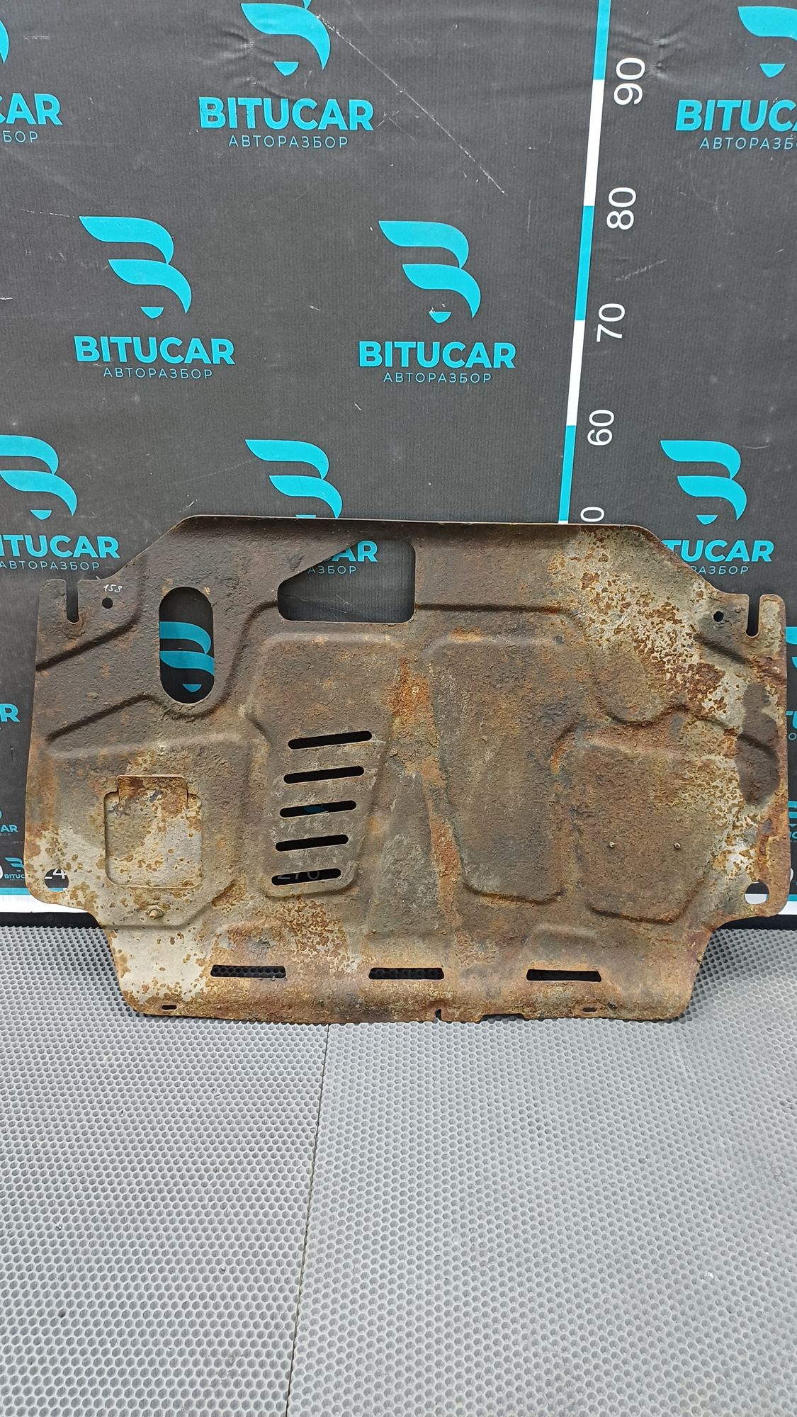 https://ycs.partsauto.market/partsauto-images/thmbs/userImages/c8f07ba63eb5b2f0f6006ea854bf8f7d/part/58f5f30f-9512-496e-8c9e-826deb34d2ae_1774945872349.jpg
