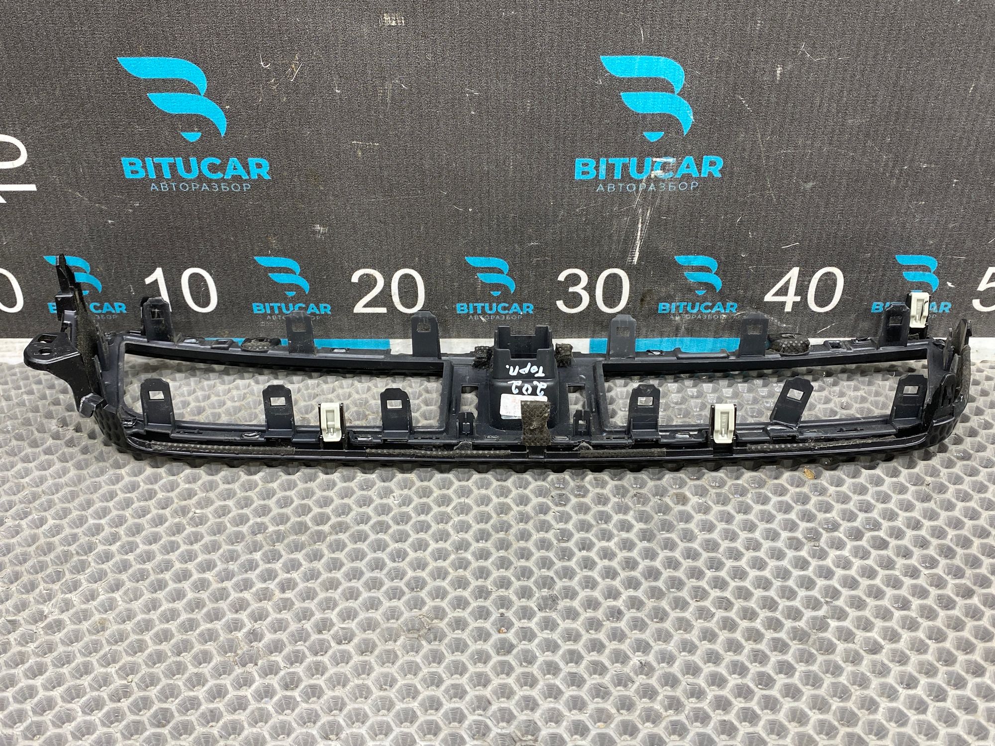 https://ycs.partsauto.market/partsauto-images/thmbs/userImages/c8f07ba63eb5b2f0f6006ea854bf8f7d/part/5953803e-922f-41d2-af35-0a6c49954c3e_1777647368772.jpg