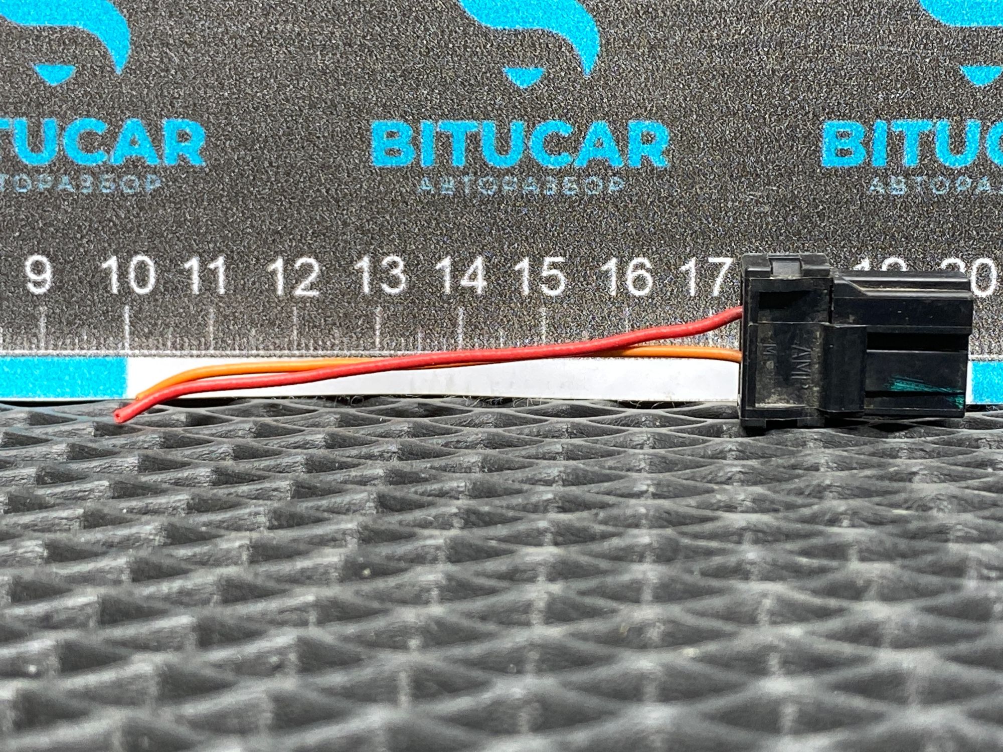 https://ycs.partsauto.market/partsauto-images/thmbs/userImages/c8f07ba63eb5b2f0f6006ea854bf8f7d/part/597e143e-dbbc-4f20-bd3e-452b598ef6c1_1777717984727.jpg