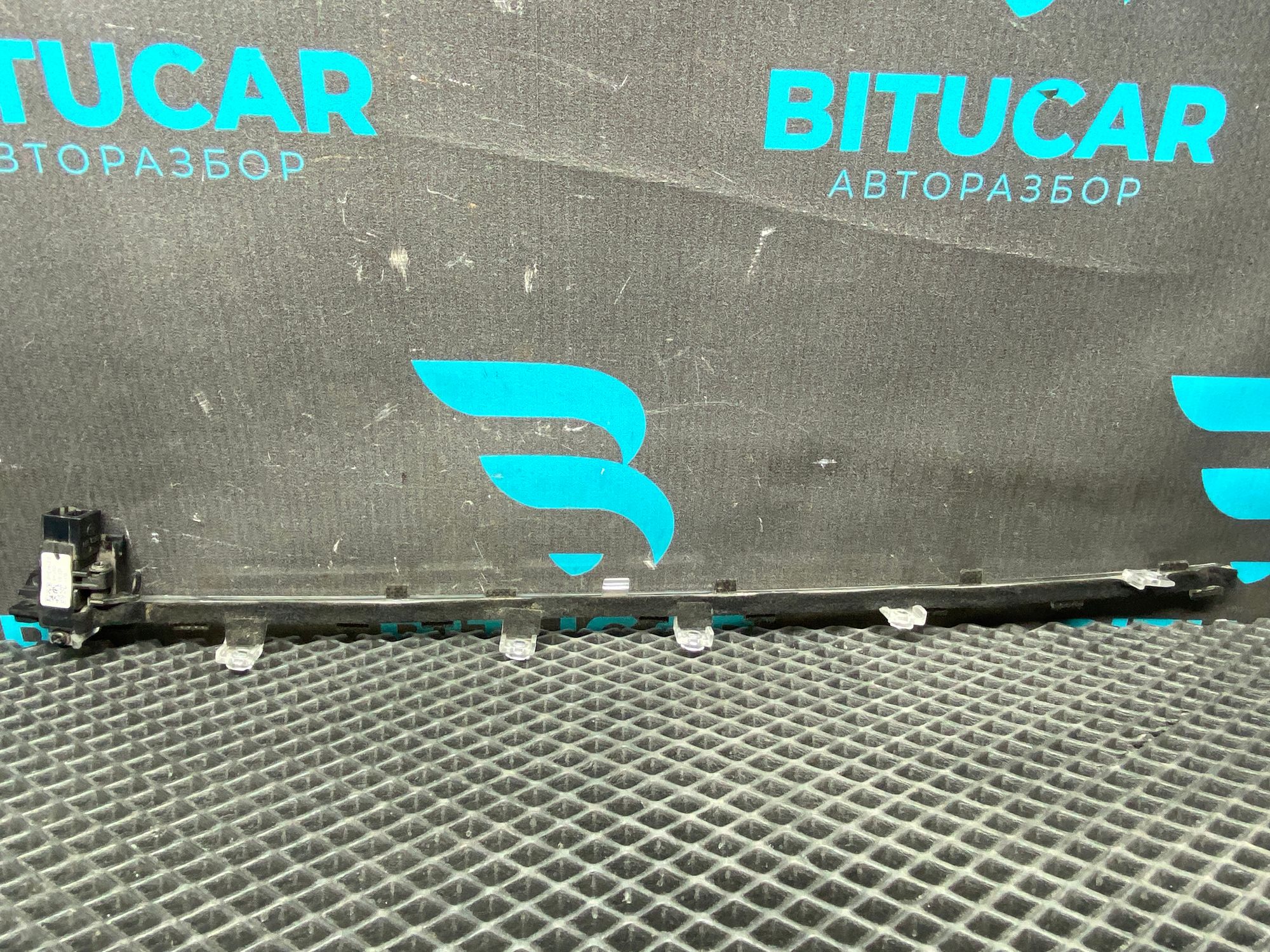 https://ycs.partsauto.market/partsauto-images/thmbs/userImages/c8f07ba63eb5b2f0f6006ea854bf8f7d/part/59972f3a-73a7-4d54-b0ae-bc656c4502eb_1777718854788.jpg