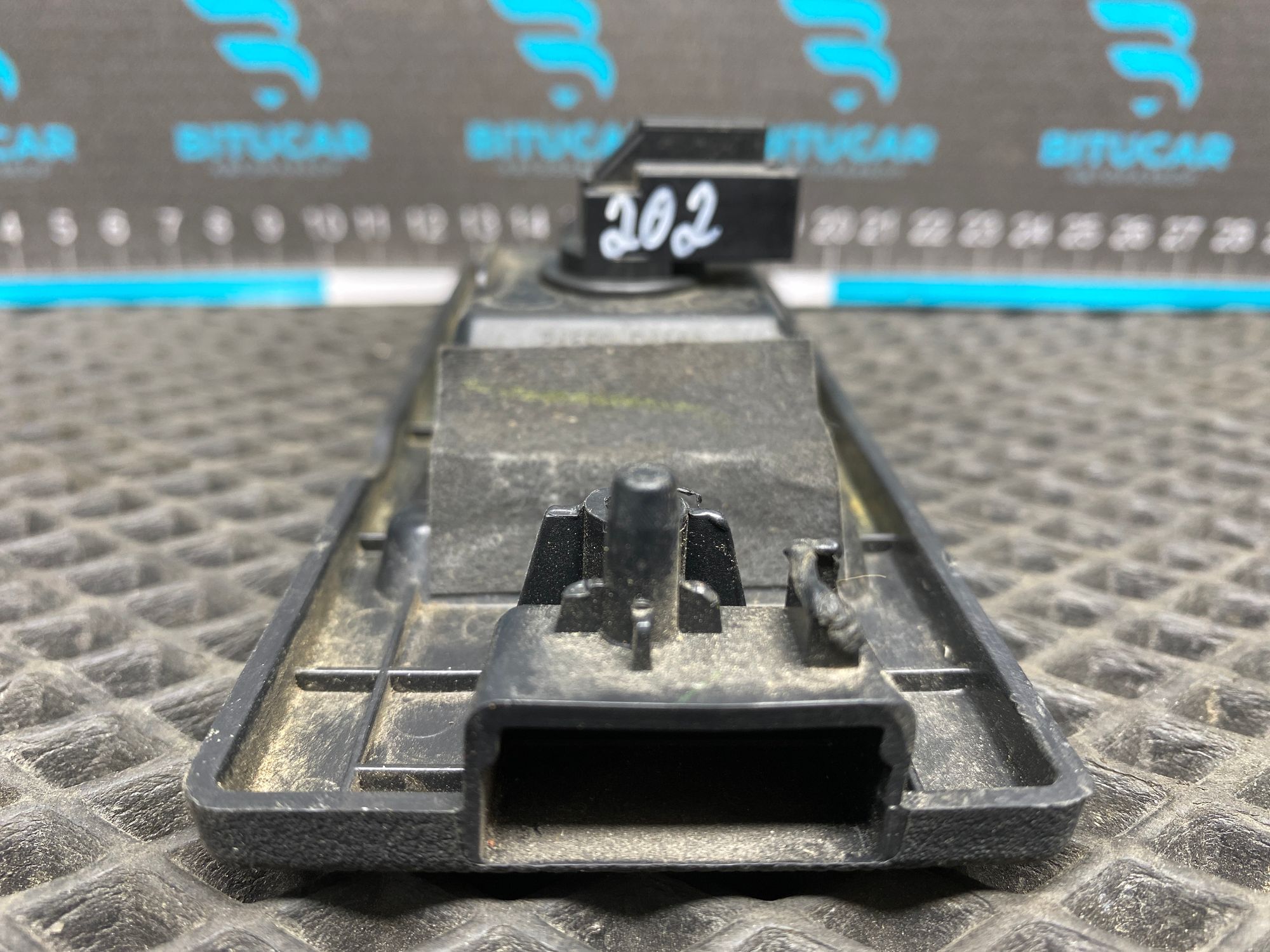 https://ycs.partsauto.market/partsauto-images/thmbs/userImages/c8f07ba63eb5b2f0f6006ea854bf8f7d/part/59d40da2-42c4-4e38-9f29-72fc4a39b21b_1777705401166.jpg
