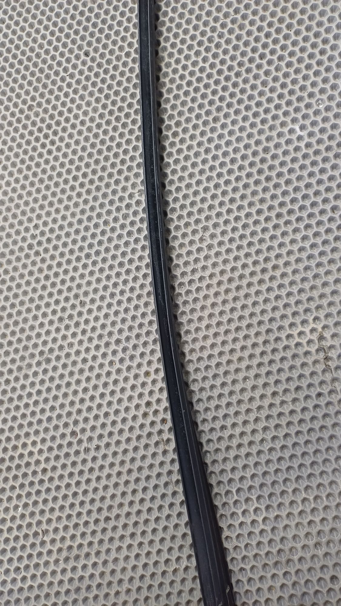 https://ycs.partsauto.market/partsauto-images/thmbs/userImages/c8f07ba63eb5b2f0f6006ea854bf8f7d/part/5a348880-3221-4e30-8744-eaa6b1fcc67c_1777202948744.jpg