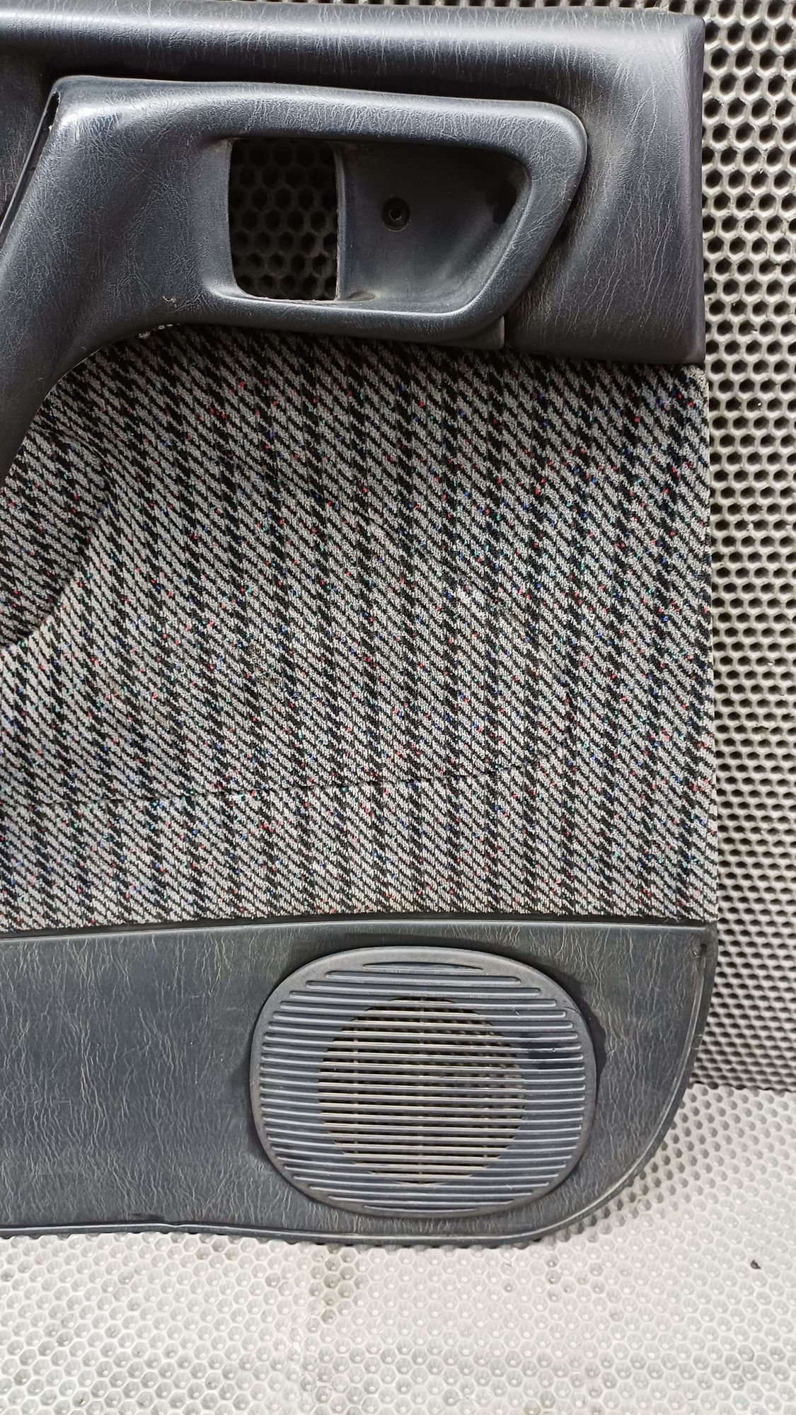 Б/У Обшивка двери задней левой Toyota CARINA E 6 дорест. 1992—1996 1994 Зеленый, 1390 рублей, Краснодар