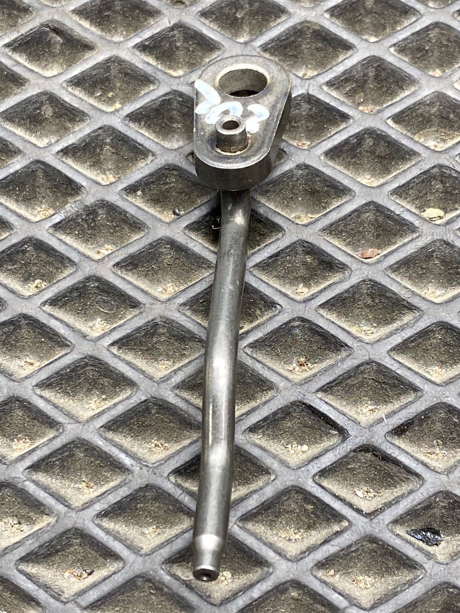https://ycs.partsauto.market/partsauto-images/thmbs/userImages/c8f07ba63eb5b2f0f6006ea854bf8f7d/part/5a657fd5-481a-4f9d-a787-f16ab0f95839_1777214495910.jpg