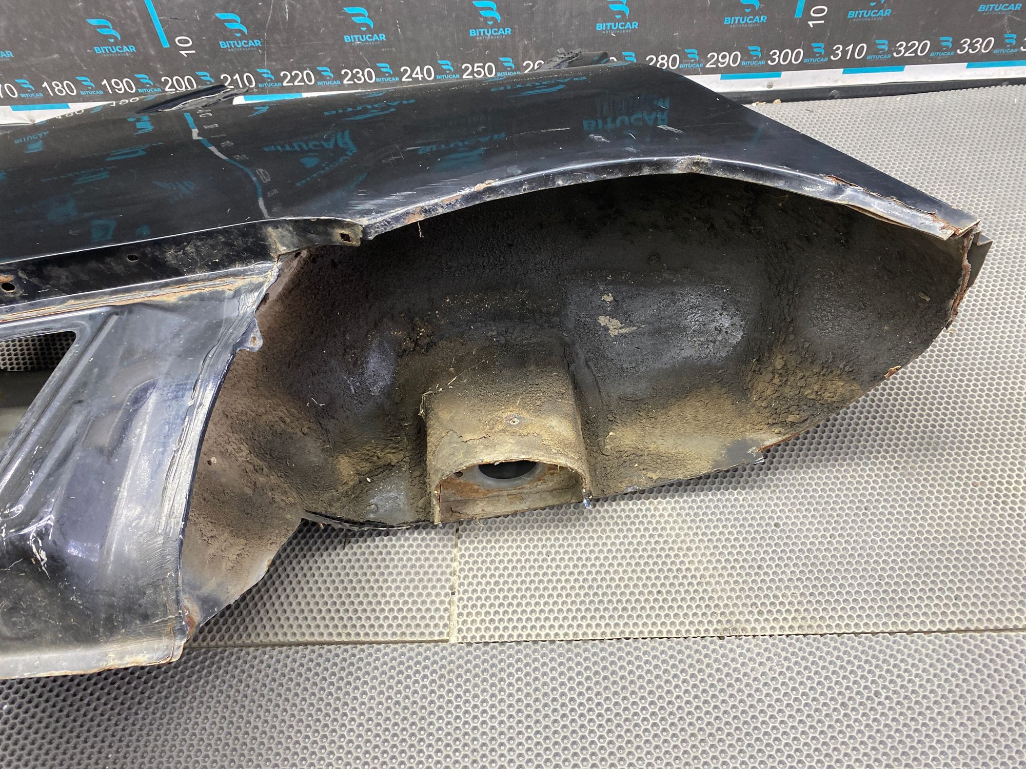 https://ycs.partsauto.market/partsauto-images/thmbs/userImages/c8f07ba63eb5b2f0f6006ea854bf8f7d/part/5a8989d3-79c0-4f81-8c71-4fa705e760f3_1776429458581.jpg