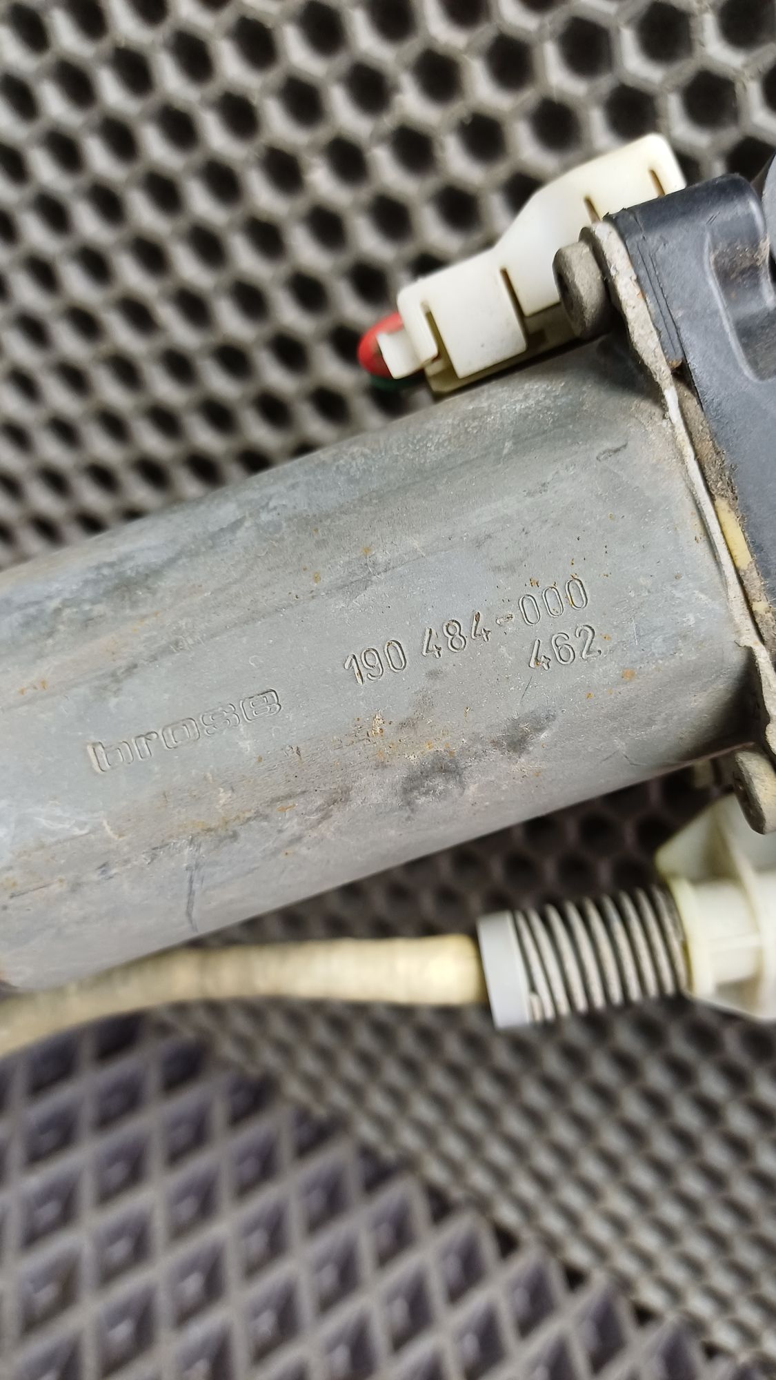 Б/У Стеклоподъемник задней правой двери Toyota CARINA E 6 дорест. 1992—1996 1994 Зеленый, 3490 рублей, Краснодар