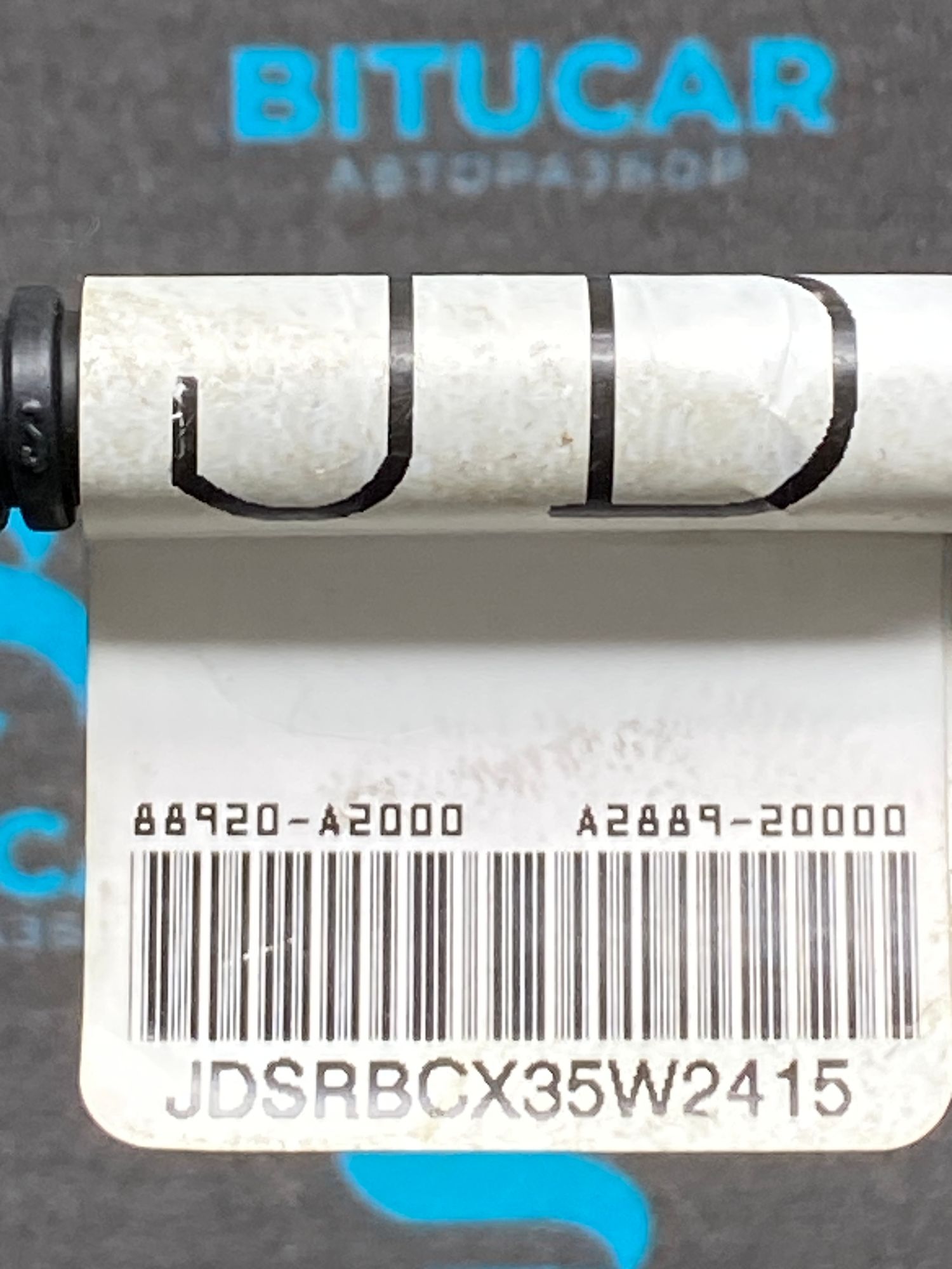 https://ycs.partsauto.market/partsauto-images/thmbs/userImages/c8f07ba63eb5b2f0f6006ea854bf8f7d/part/5ad30ce6-fa5a-4cb6-b8fc-7e4e139fb1b4_1777621063998.jpg