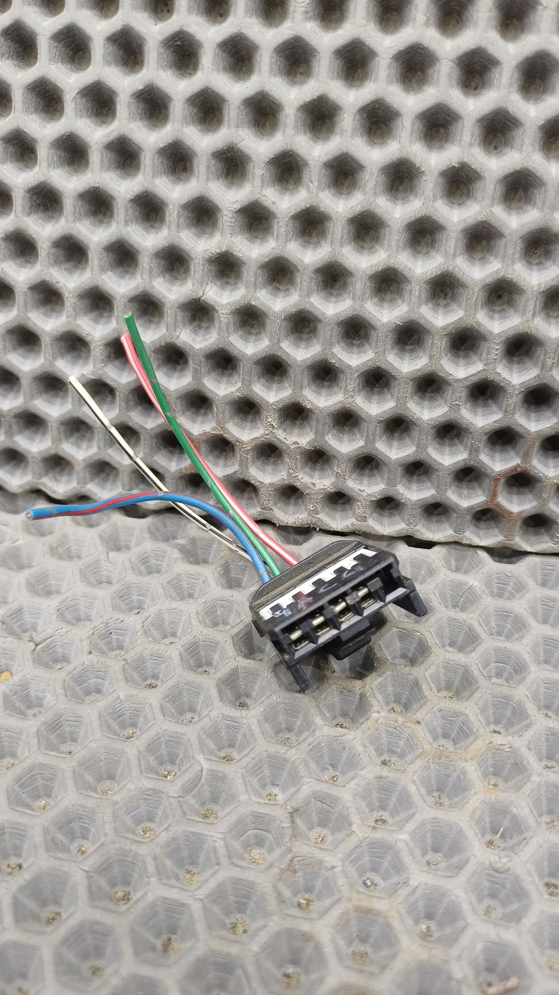 Б/У Фишка часов Toyota CARINA E 6 дорест. 1992—1996 1994 Зеленый, 499 рублей, Краснодар