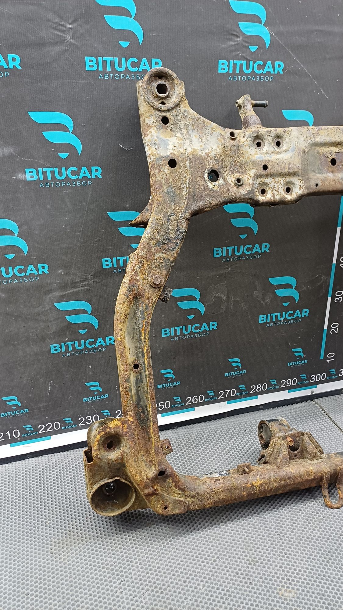 https://ycs.partsauto.market/partsauto-images/thmbs/userImages/c8f07ba63eb5b2f0f6006ea854bf8f7d/part/5ce76b85-da47-4245-a066-68f9aee03def_1774938321198.jpg