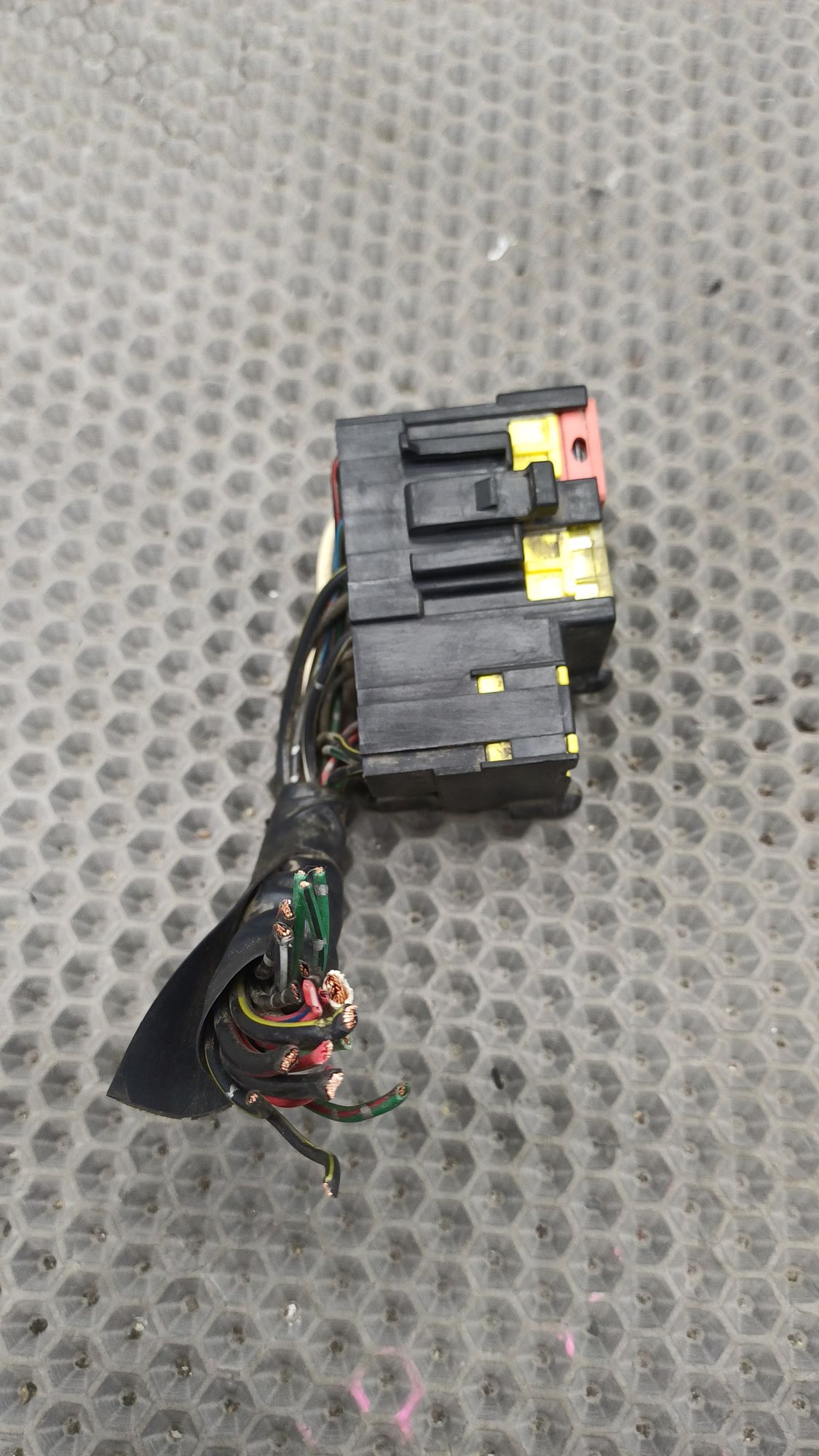 Б/У Блок предохранителей салонный Toyota CARINA E 6 дорест. 1992—1996 1994 Зеленый, 1990 рублей, Краснодар