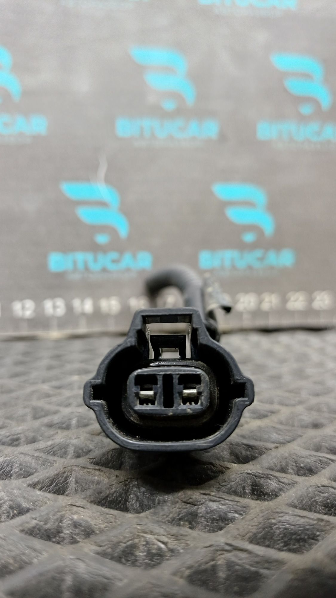 https://ycs.partsauto.market/partsauto-images/thmbs/userImages/c8f07ba63eb5b2f0f6006ea854bf8f7d/part/5d33c9f2-736d-43bb-bad8-ea9cee188ca0_1777540682536.jpg
