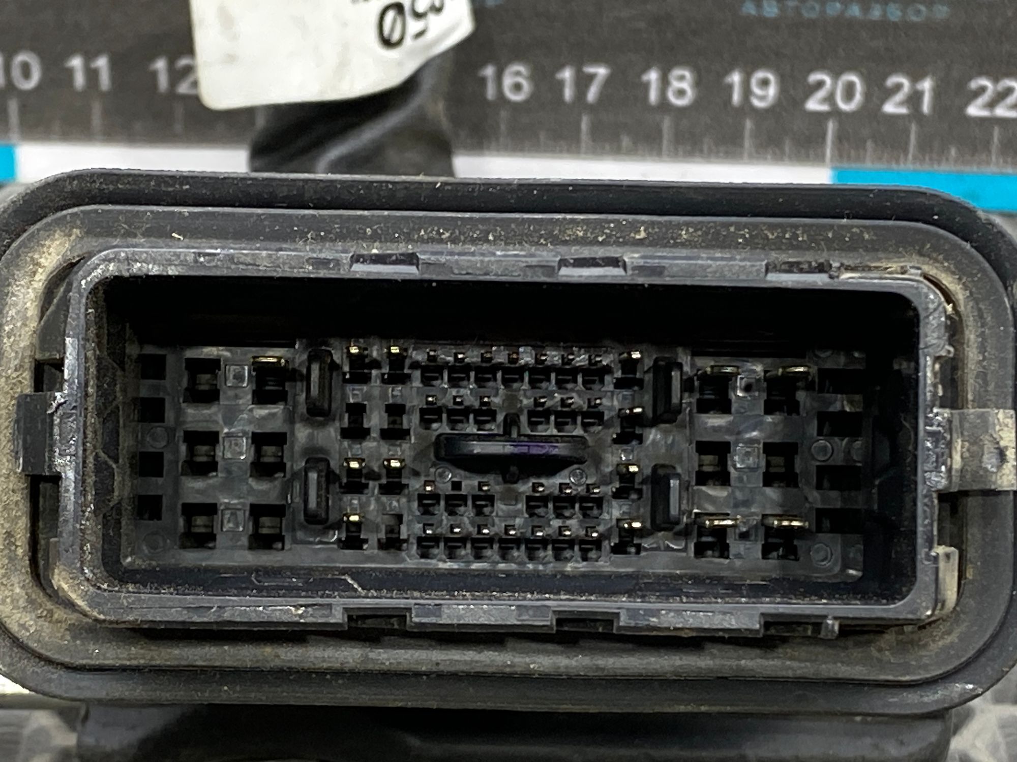 https://ycs.partsauto.market/partsauto-images/thmbs/userImages/c8f07ba63eb5b2f0f6006ea854bf8f7d/part/5d3f6040-b7e6-441c-9e39-214b78d2977c_1777815149097.jpg