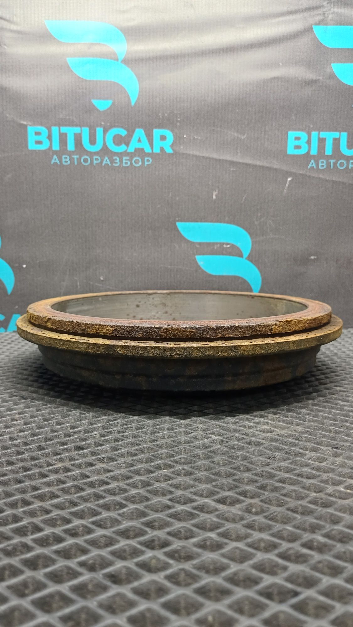 https://ycs.partsauto.market/partsauto-images/thmbs/userImages/c8f07ba63eb5b2f0f6006ea854bf8f7d/part/5dafd0e6-fa2a-4aa9-a63a-0e1c4e98ef68_1777105484282.jpg