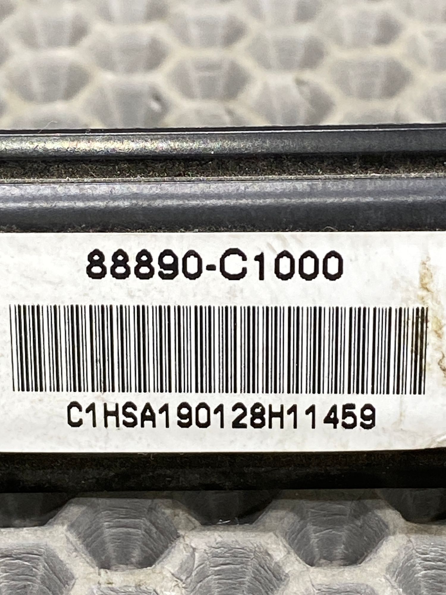https://ycs.partsauto.market/partsauto-images/thmbs/userImages/c8f07ba63eb5b2f0f6006ea854bf8f7d/part/5df03261-3517-46dd-ba2f-4655ca3331a5_1777641328786.jpg