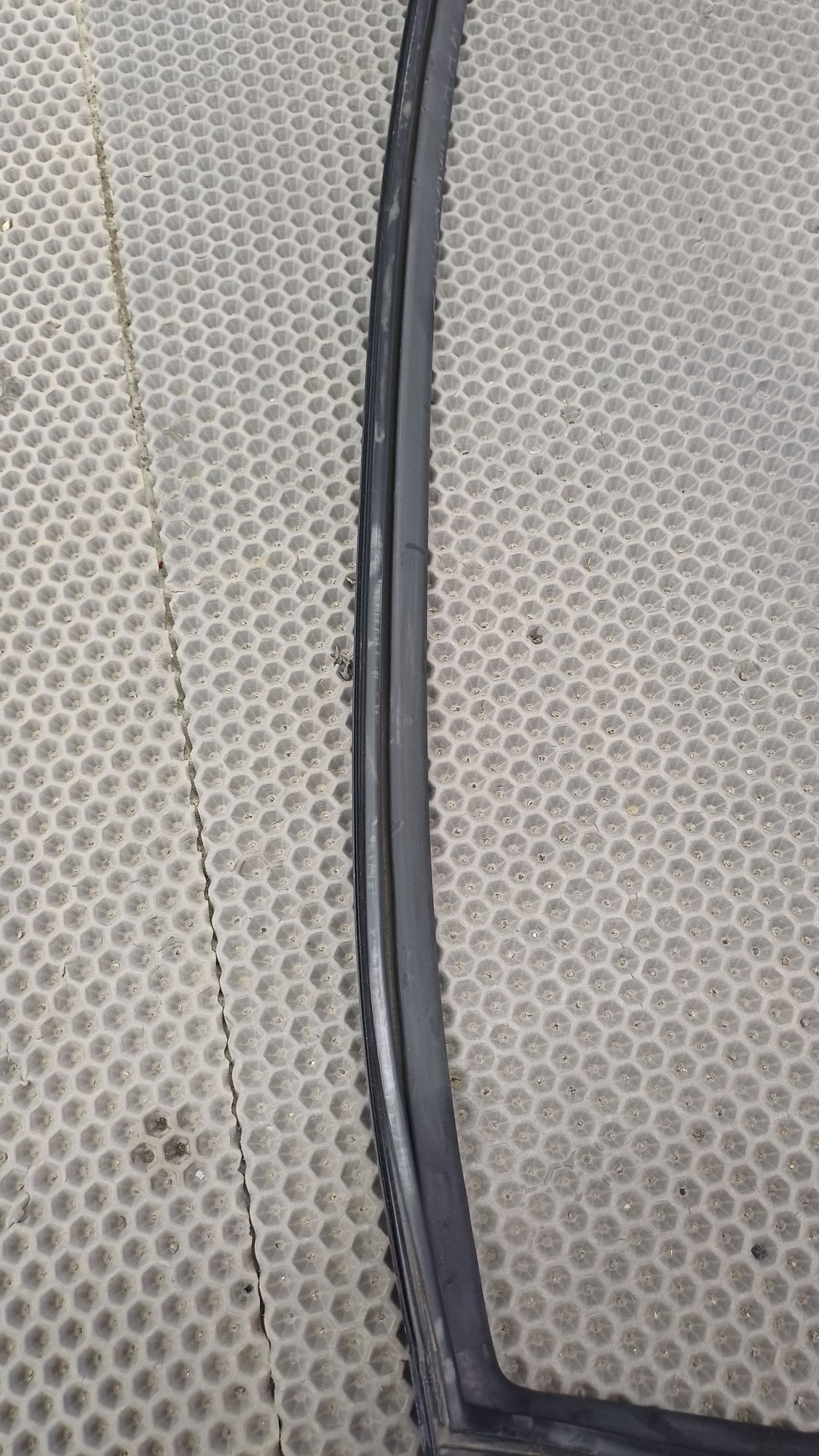 https://ycs.partsauto.market/partsauto-images/thmbs/userImages/c8f07ba63eb5b2f0f6006ea854bf8f7d/part/5e17561c-a8c6-4d9e-9d15-d54fc46718cd_1777208254126.jpg