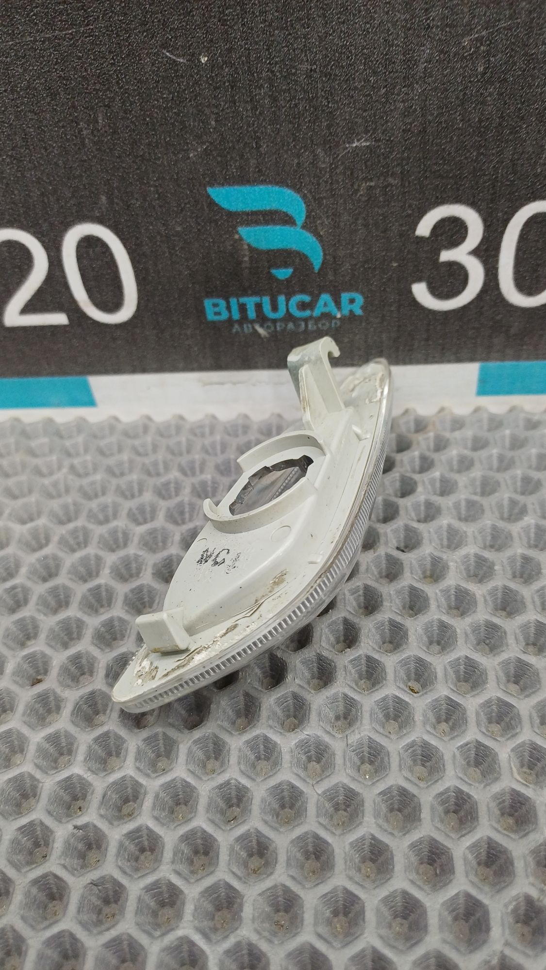 https://ycs.partsauto.market/partsauto-images/thmbs/userImages/c8f07ba63eb5b2f0f6006ea854bf8f7d/part/5eacc593-dcdc-4ab6-bad6-f08e60a2d70d_1776344661819.jpg