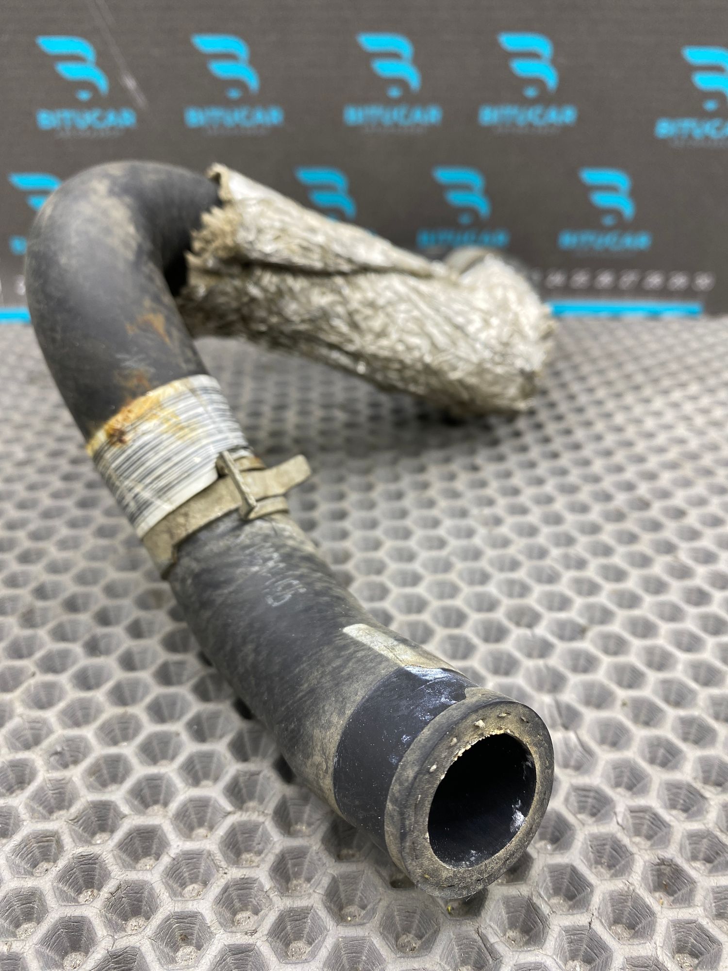 https://ycs.partsauto.market/partsauto-images/thmbs/userImages/c8f07ba63eb5b2f0f6006ea854bf8f7d/part/5ec75451-e06b-4fb4-ad48-28ee623c84e3_1777814697847.jpg