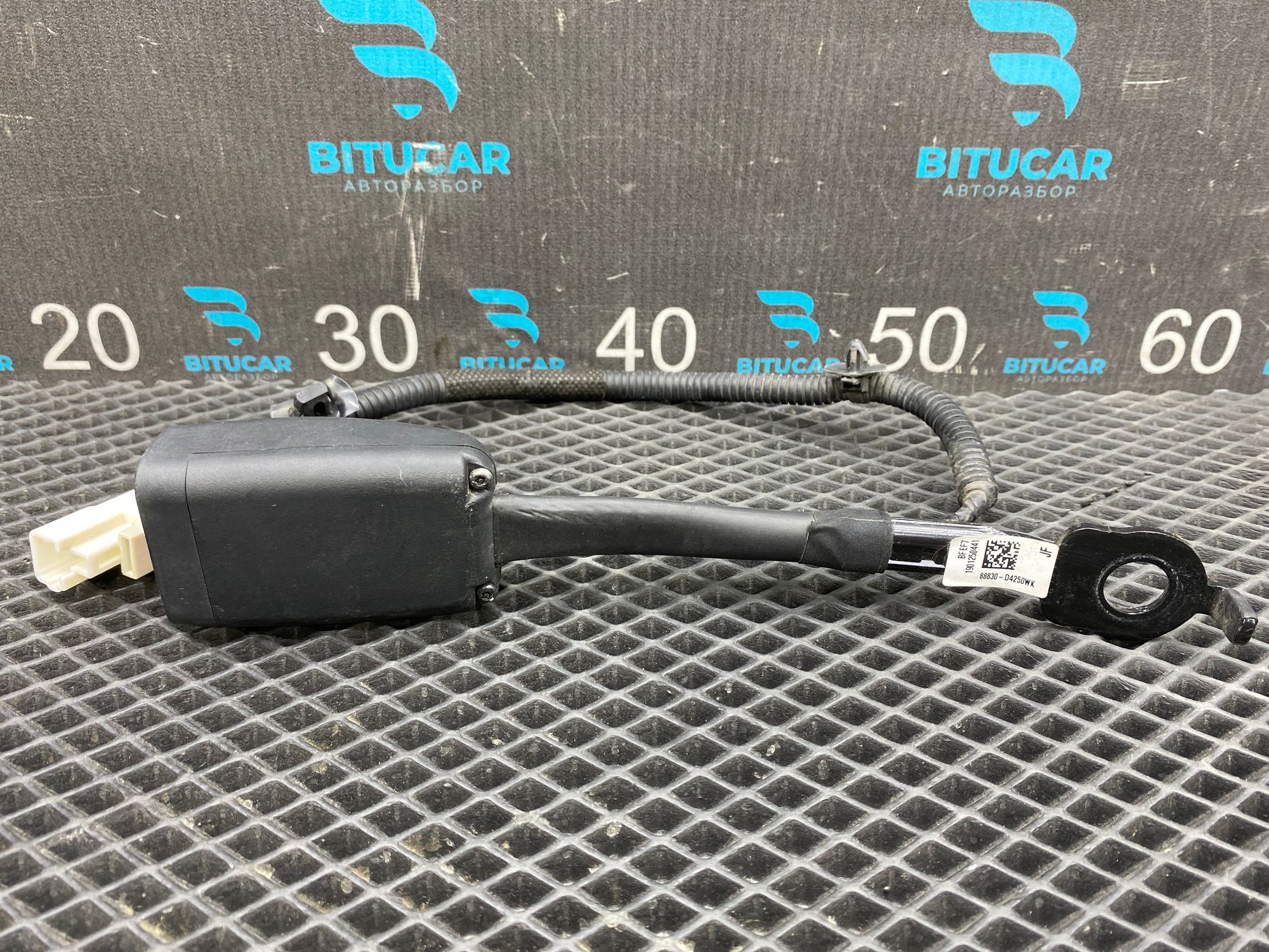 https://ycs.partsauto.market/partsauto-images/thmbs/userImages/c8f07ba63eb5b2f0f6006ea854bf8f7d/part/5f11c38c-9d88-44e3-9a2b-8a0953388933_1777795375550.jpg