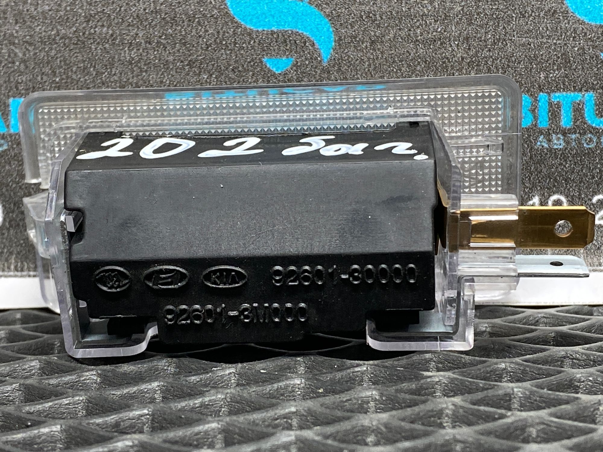 https://ycs.partsauto.market/partsauto-images/thmbs/userImages/c8f07ba63eb5b2f0f6006ea854bf8f7d/part/5f914f65-66b9-4173-a160-5cbef7f75cc4_1777708490443.jpg
