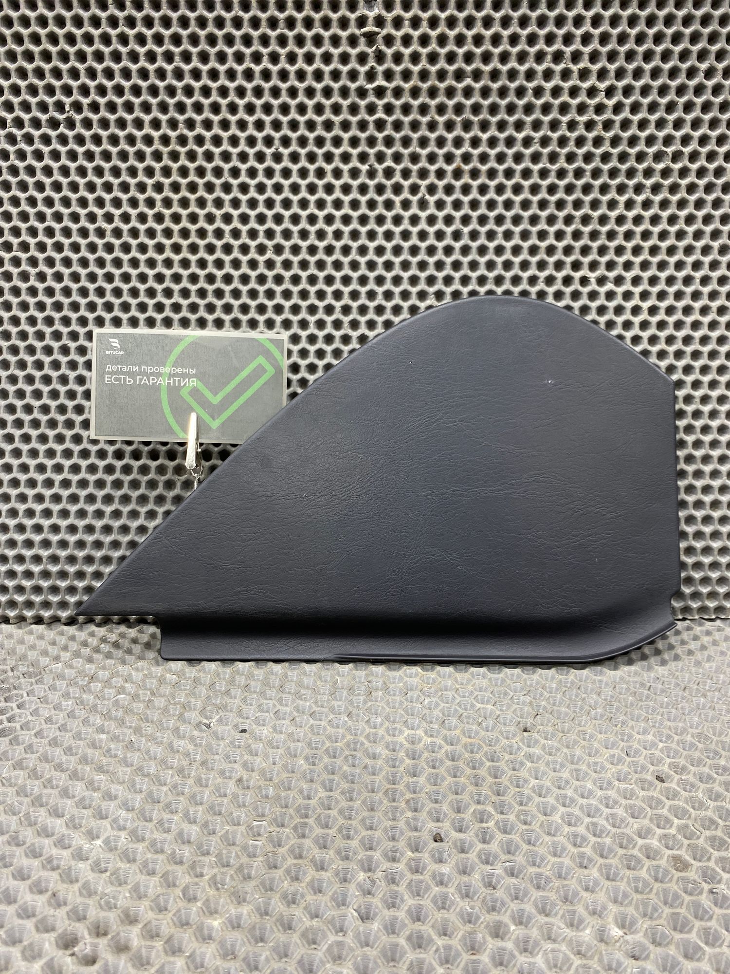 Б/У Накладка торпедо боковая правая Toyota CARINA E 6 дорест. 1992—1996 1994 Зеленый, 499 рублей, Краснодар