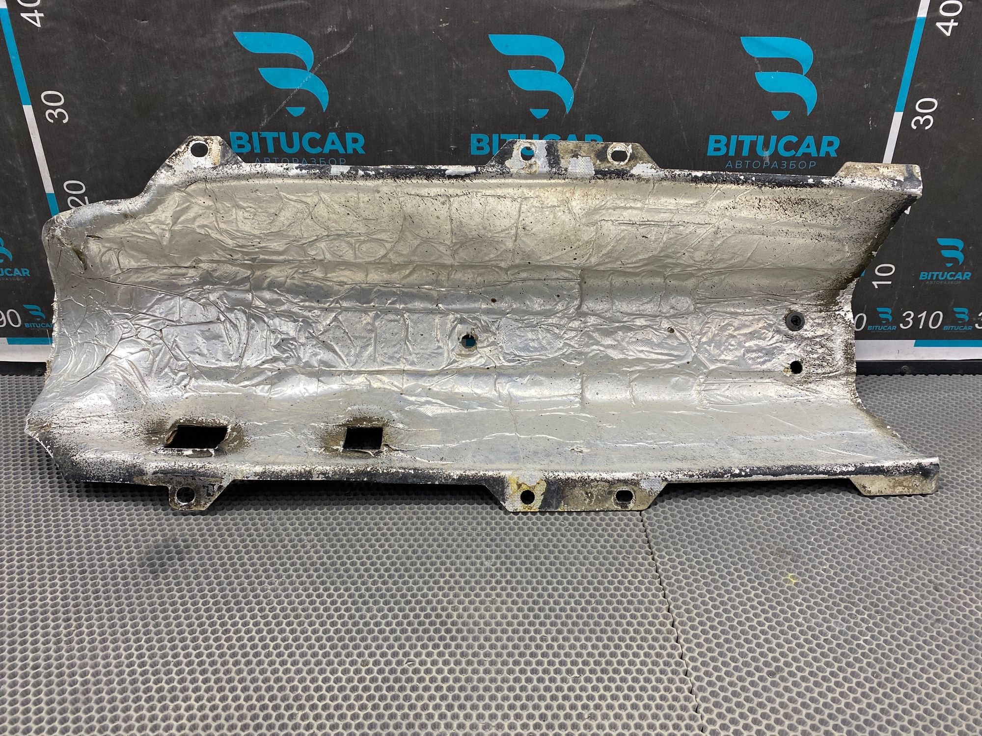 Б/У Экран тепловой глушителя  Kia Optima 4 JF (G4KJ) 2.4L AT 2019 GT-Line, 2390 рублей, Краснодар