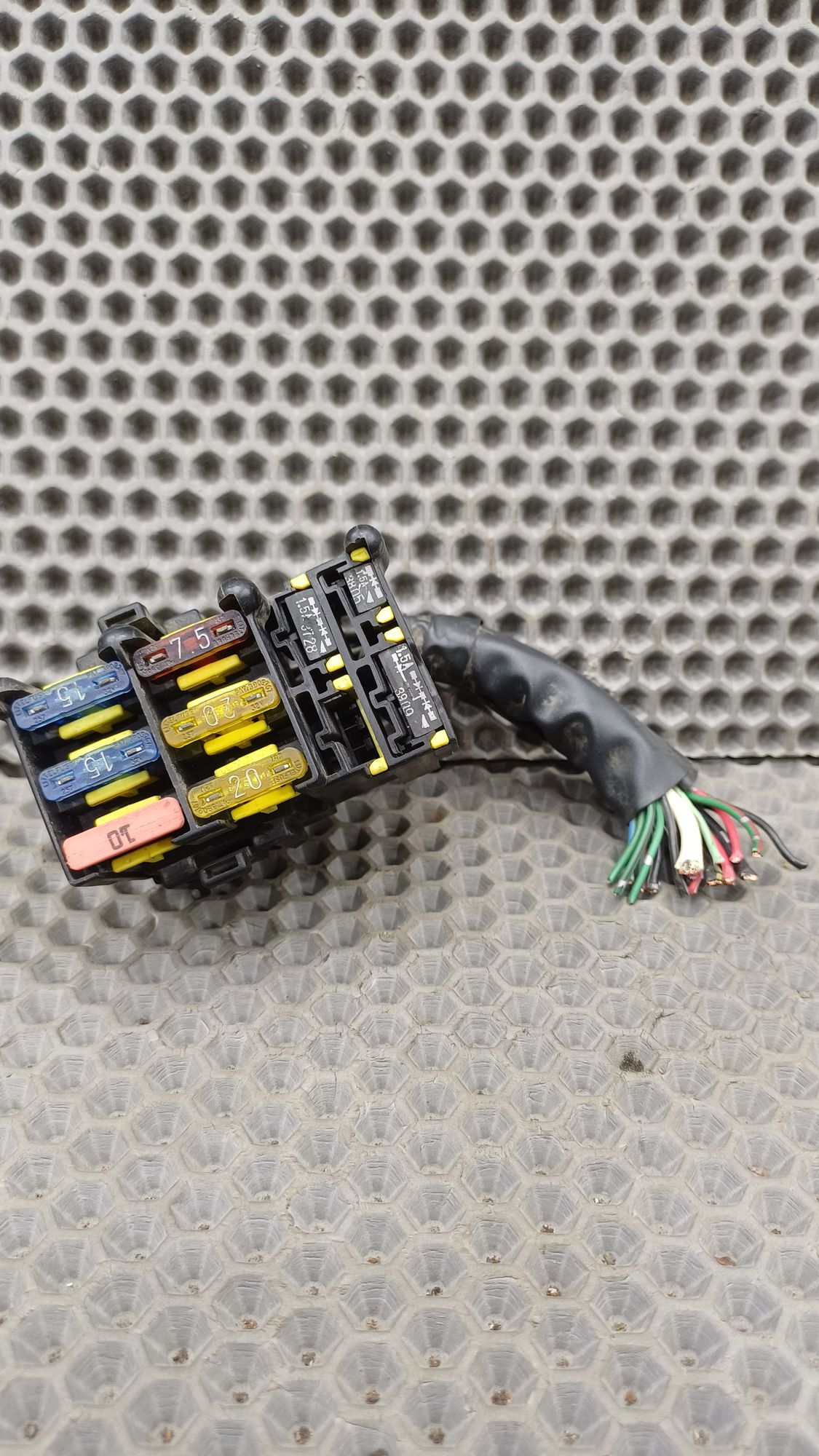 Б/У Блок предохранителей салонный Toyota CARINA E 6 дорест. 1992—1996 1994 Зеленый, 1990 рублей, Краснодар