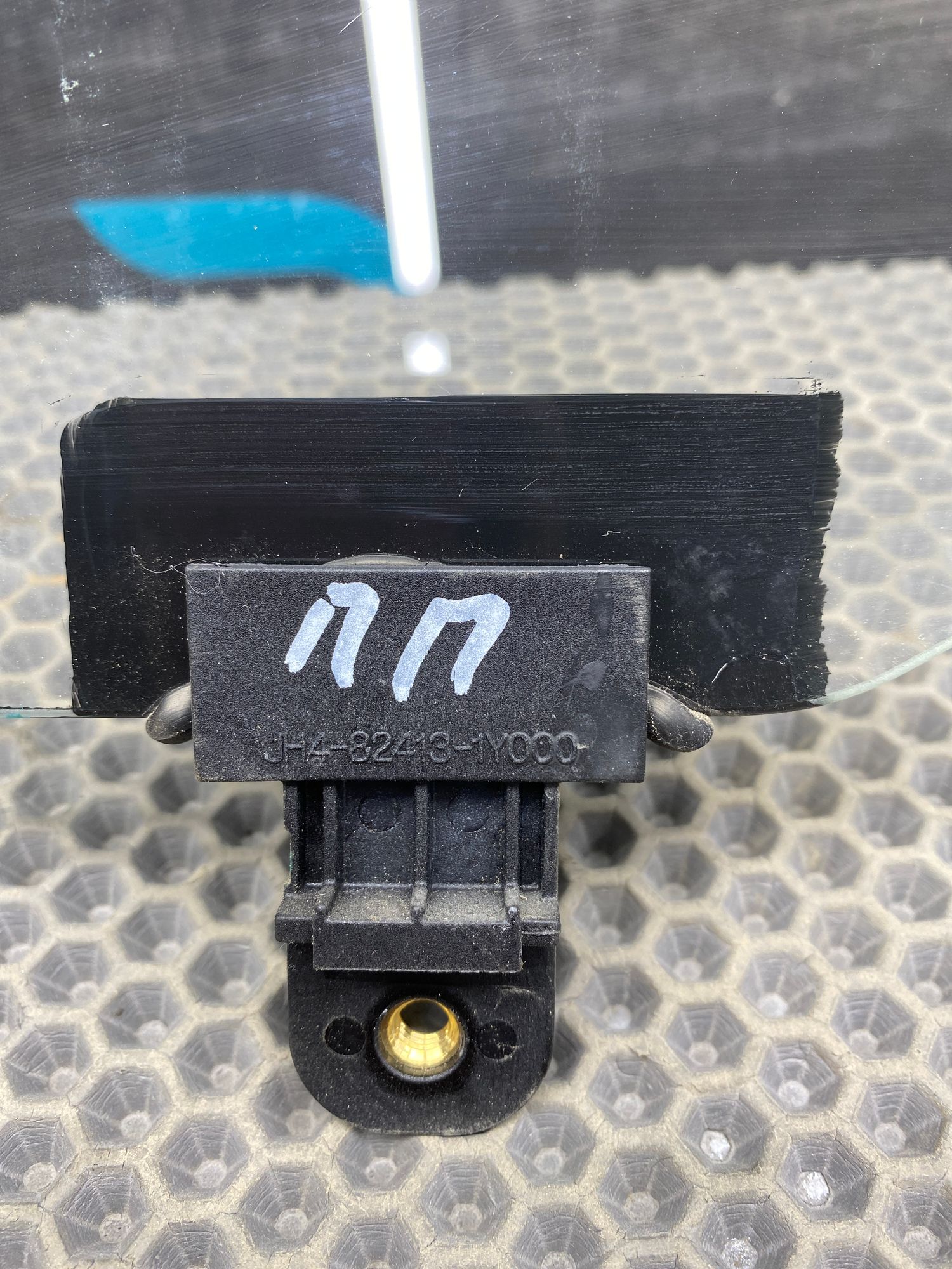 https://ycs.partsauto.market/partsauto-images/thmbs/userImages/c8f07ba63eb5b2f0f6006ea854bf8f7d/part/614e8eb4-ffc0-4066-af25-e6f0b58031ae_1777045426743.jpg