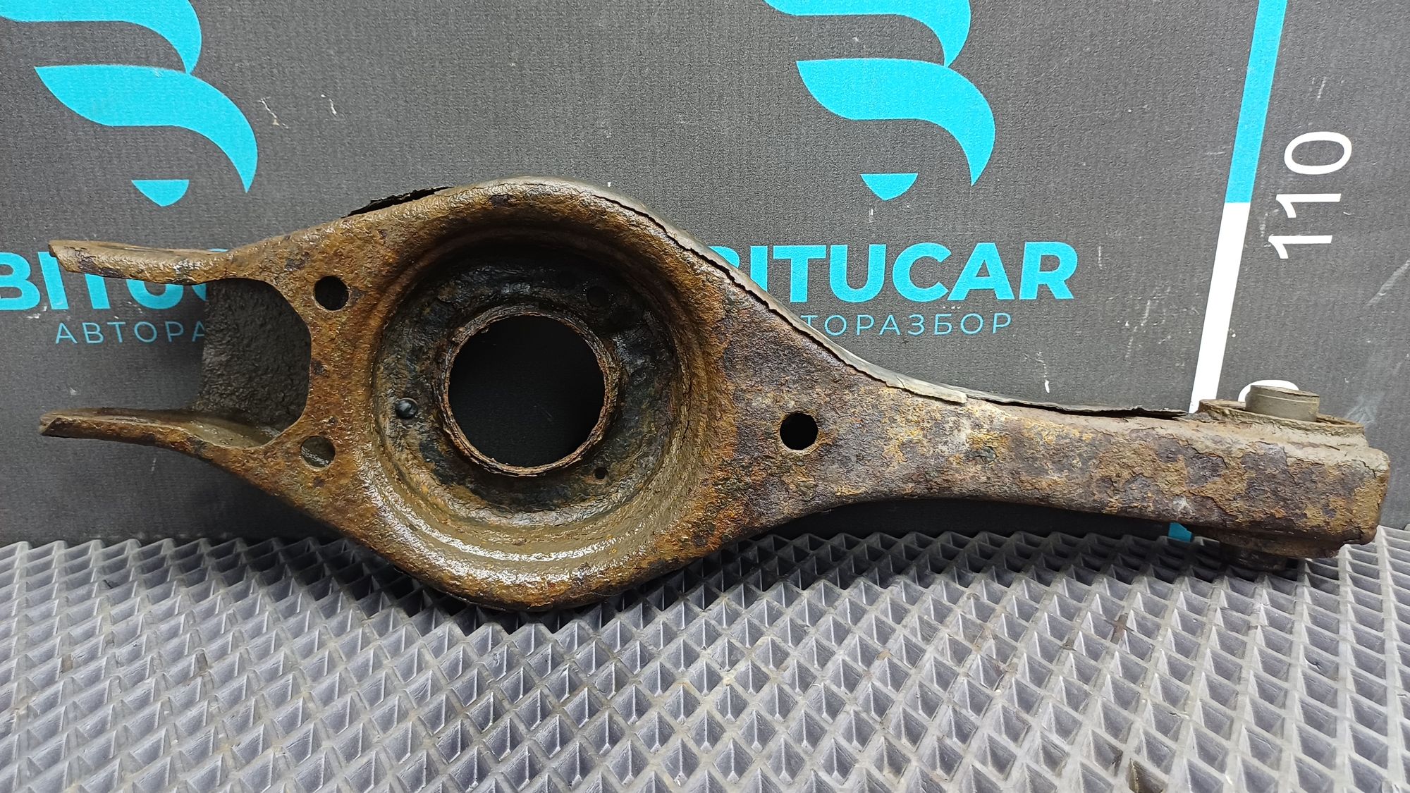 https://ycs.partsauto.market/partsauto-images/thmbs/userImages/c8f07ba63eb5b2f0f6006ea854bf8f7d/part/622647d9-57d6-4fb1-99ff-550277ac399a_1775027403439.jpg