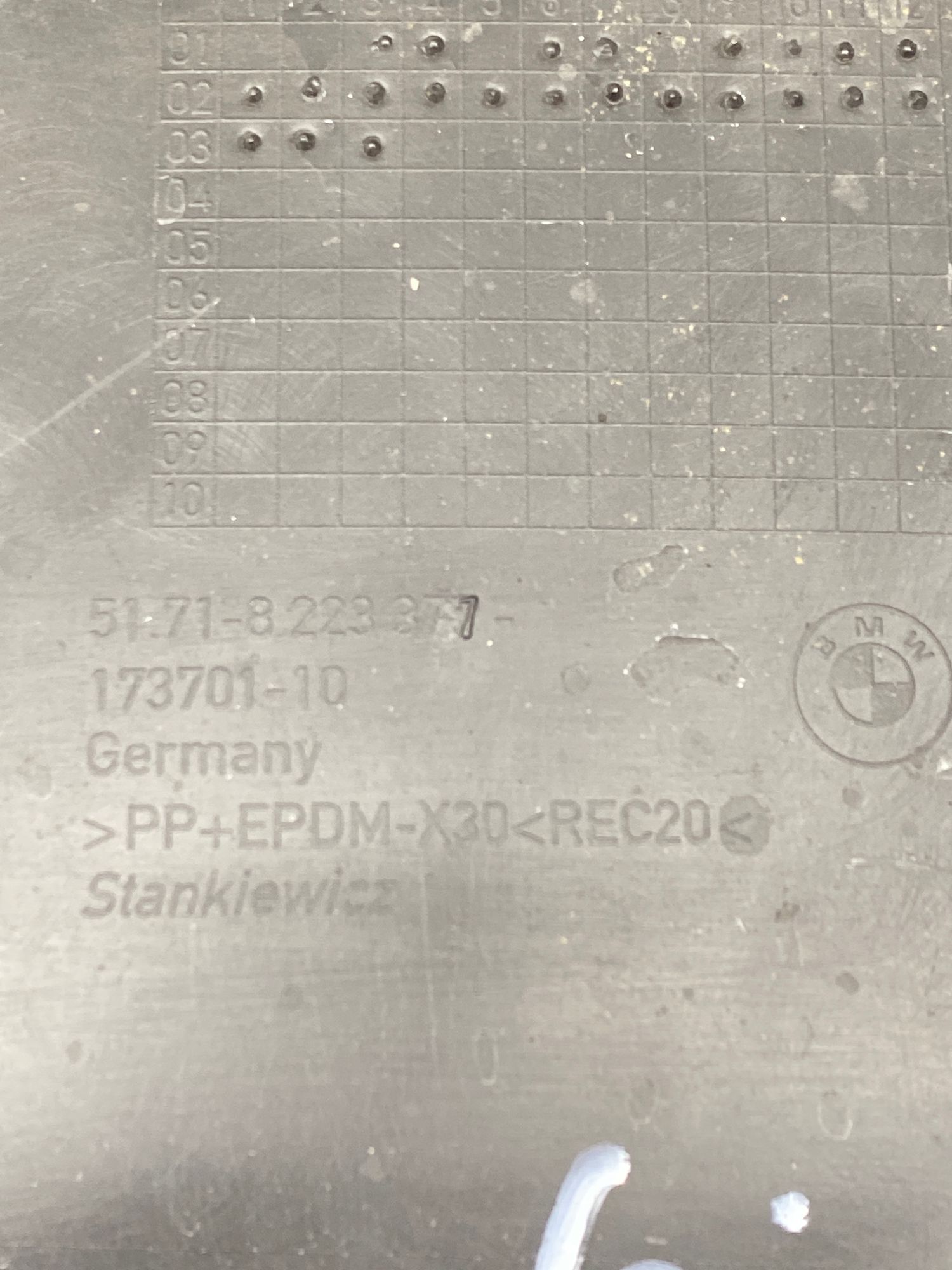 Б/У Подкрылок задний левый BMW 7-Series 4 дорест. 2001—2005 2003 Черный, 890 рублей, Краснодар