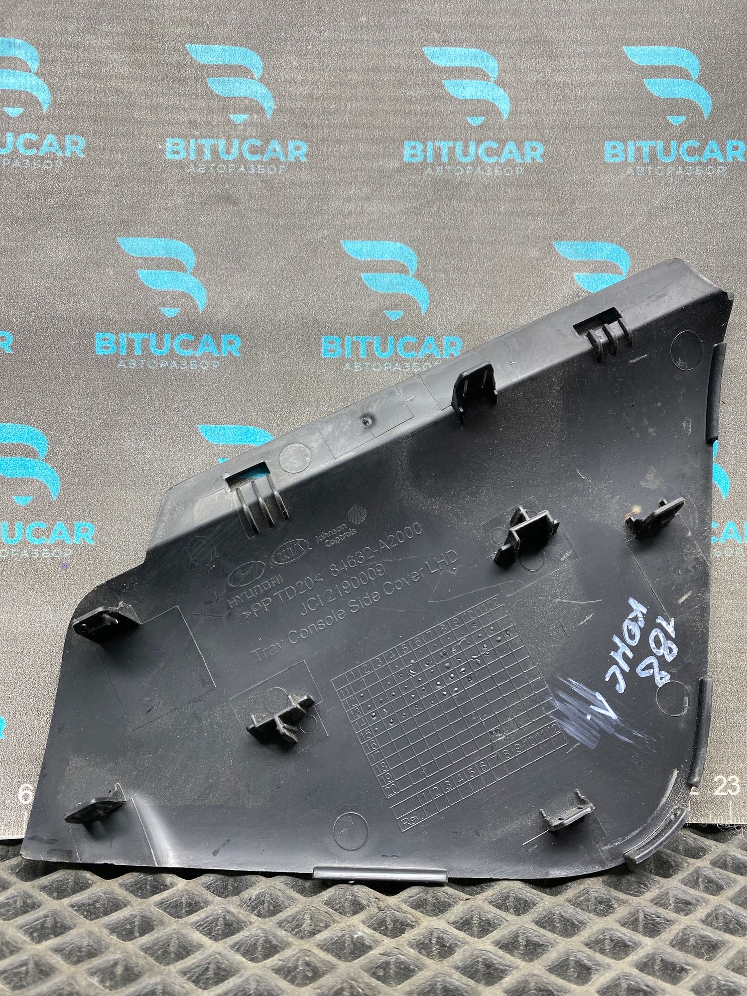https://ycs.partsauto.market/partsauto-images/thmbs/userImages/c8f07ba63eb5b2f0f6006ea854bf8f7d/part/62a96e84-fae5-42c0-9b54-8aae88932bbd_1777443474173.jpg