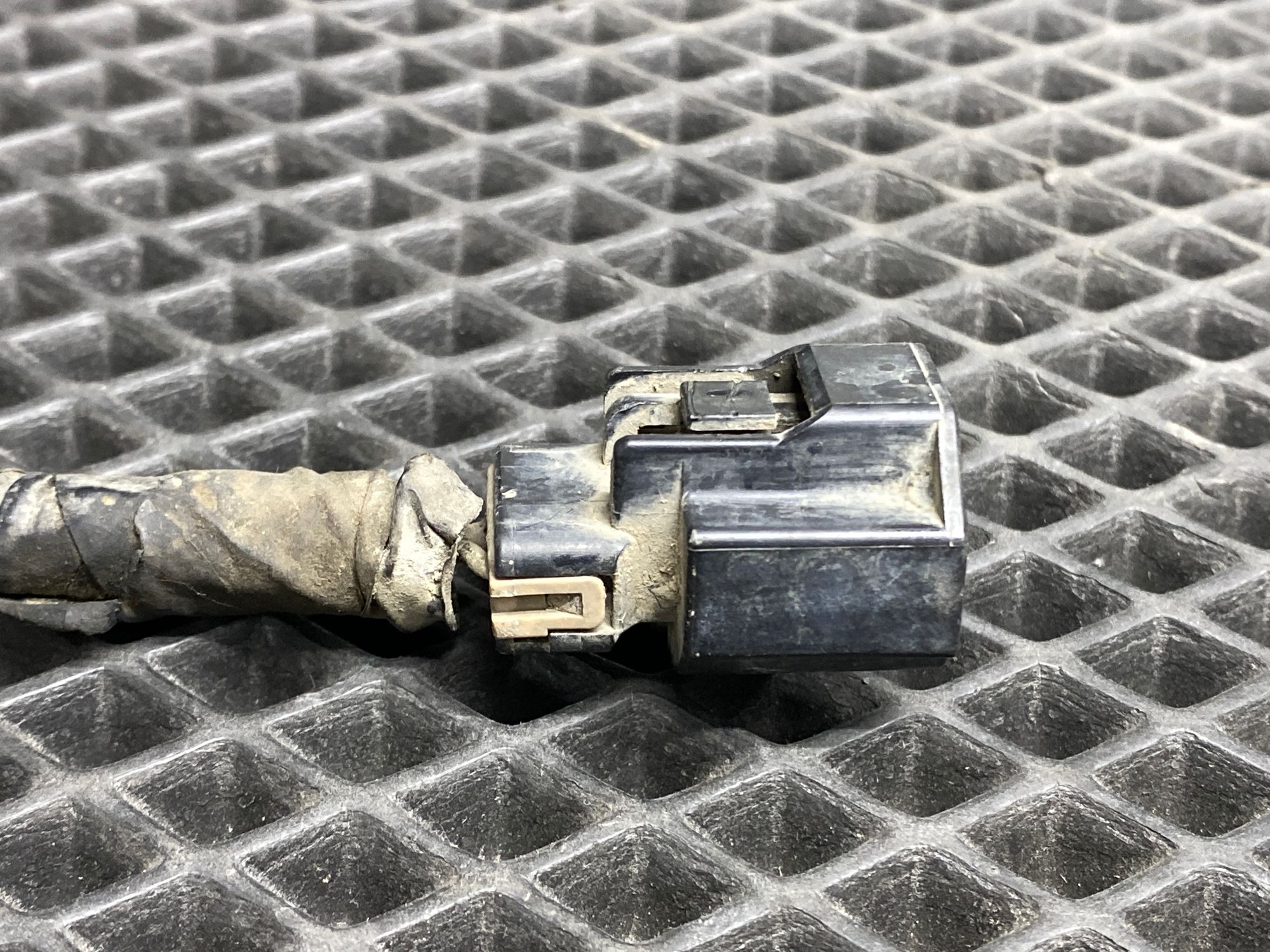 Б/У Фишка клапана кондиционера Kia Cerato 2 TD , AT G4FC 1.6 L 2011г, 499 рублей, Краснодар