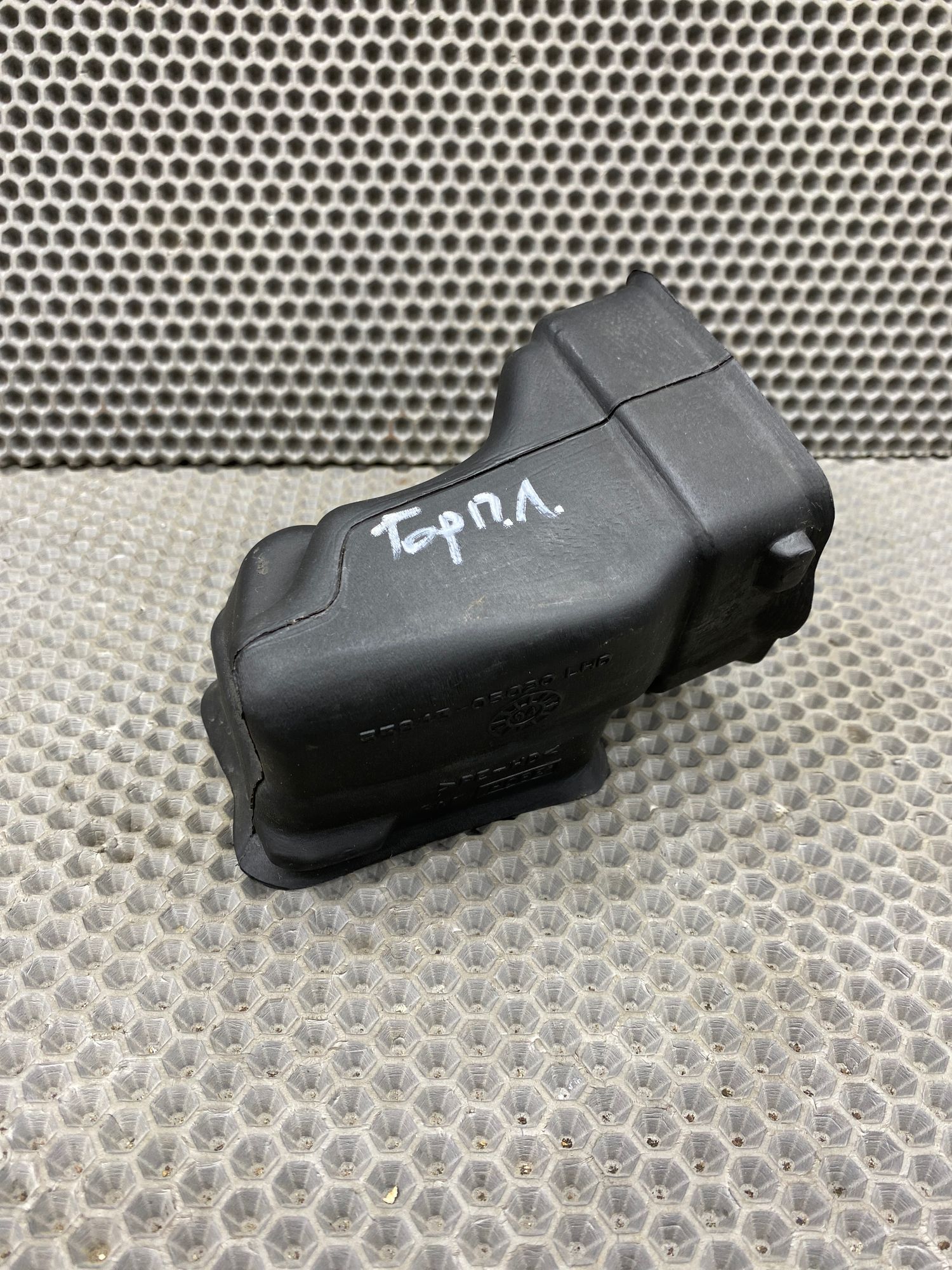 Б/У Воздуховод торпедо левый Toyota CARINA E 6 дорест. 1992—1996 1994 Зеленый, 399 рублей, Краснодар