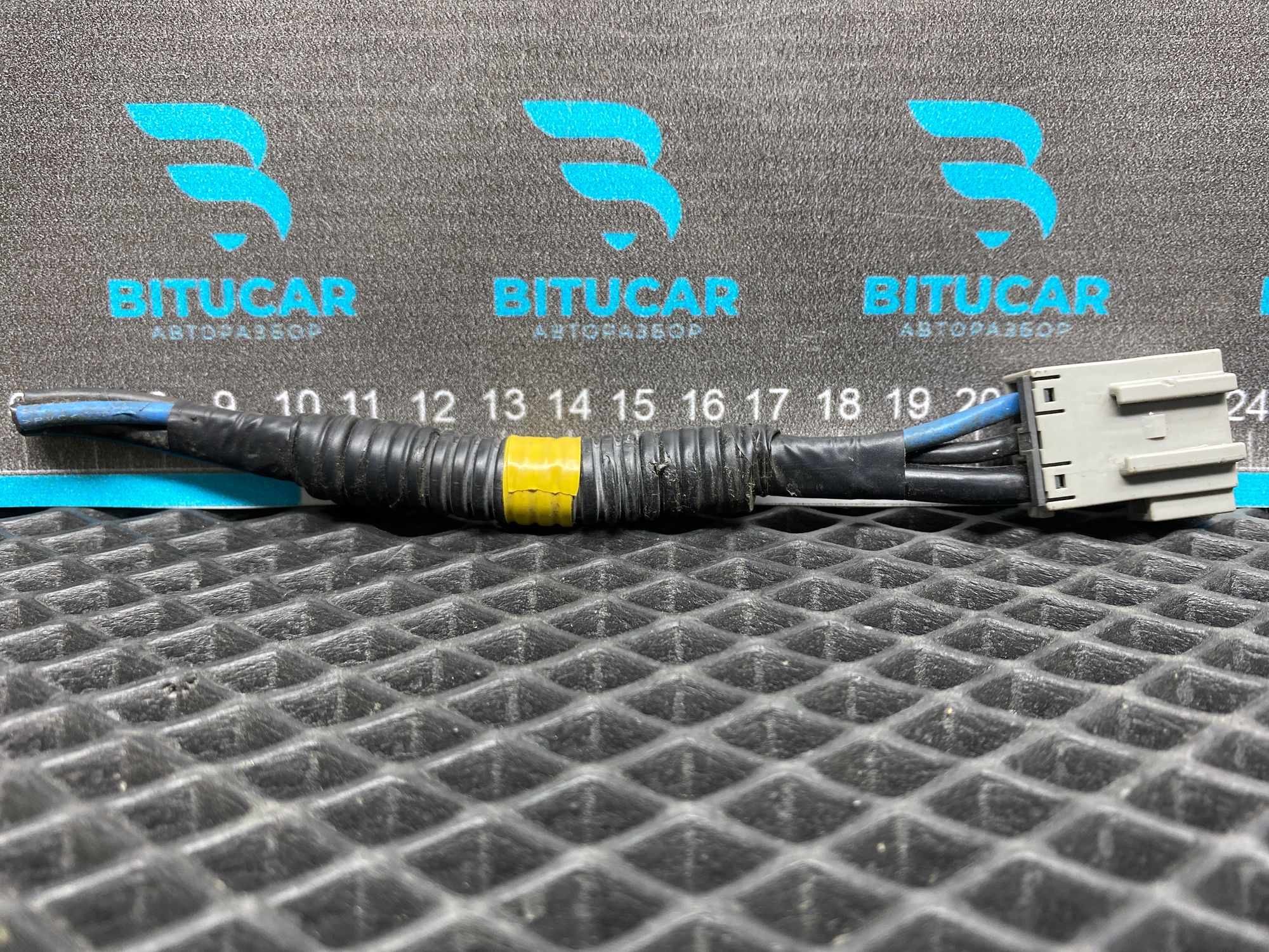 https://ycs.partsauto.market/partsauto-images/thmbs/userImages/c8f07ba63eb5b2f0f6006ea854bf8f7d/part/63b38db3-d575-41d3-acc1-bec8031152b9_1777722752926.jpg