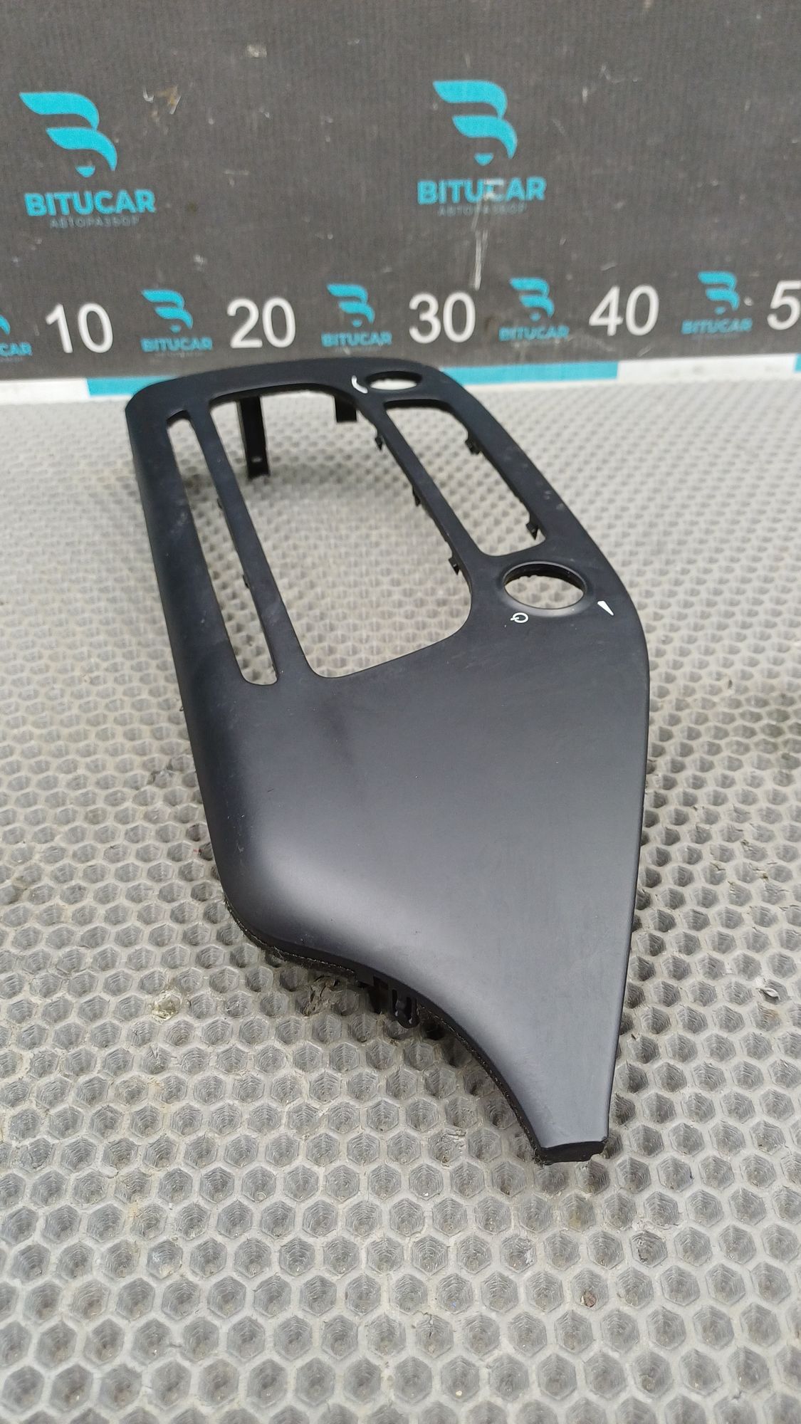 https://ycs.partsauto.market/partsauto-images/thmbs/userImages/c8f07ba63eb5b2f0f6006ea854bf8f7d/part/657d55c9-a0aa-4892-bf78-ba748dd33198_1777360934177.jpg