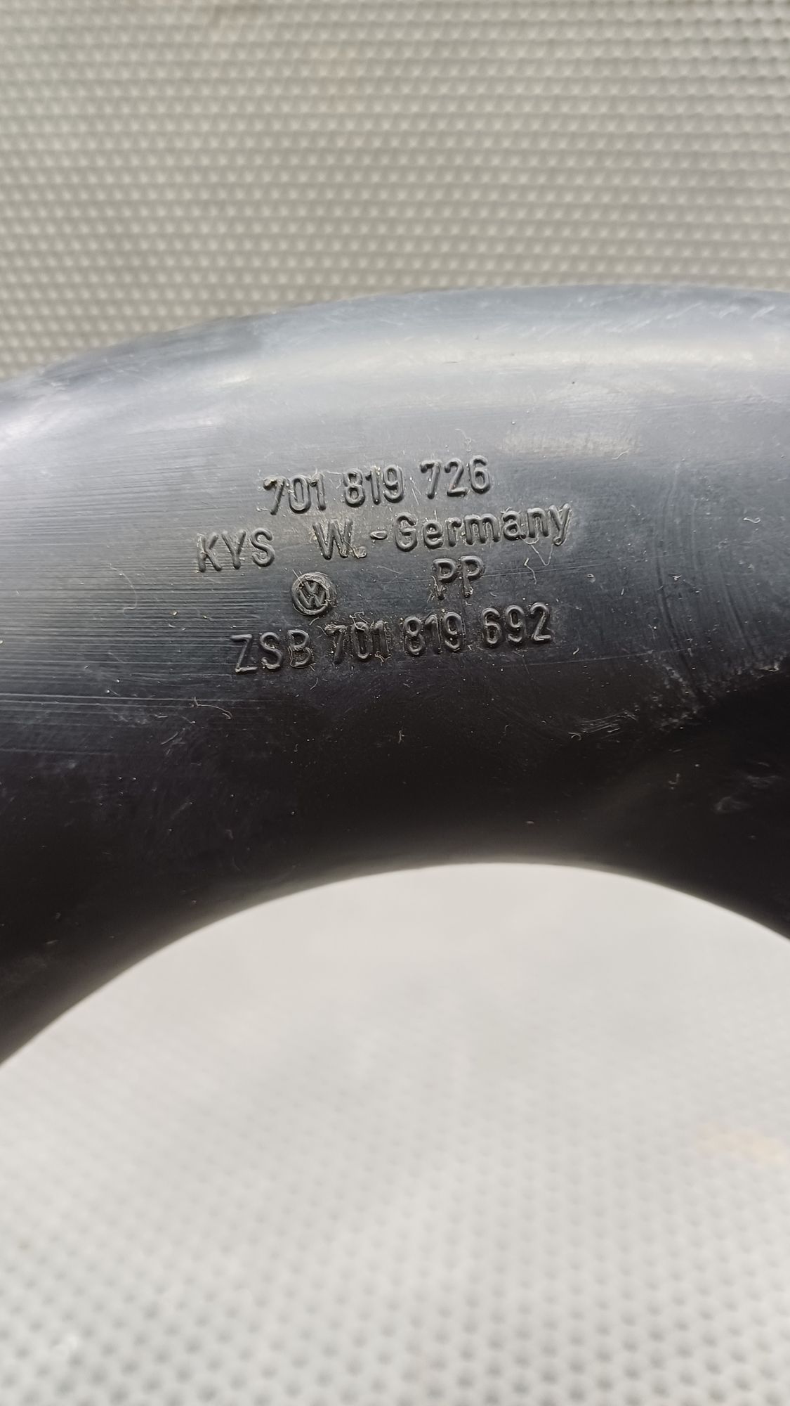 https://ycs.partsauto.market/partsauto-images/thmbs/userImages/c8f07ba63eb5b2f0f6006ea854bf8f7d/part/65d72770-1024-4ca6-9c36-46897cc1172b_1774179235783.jpg