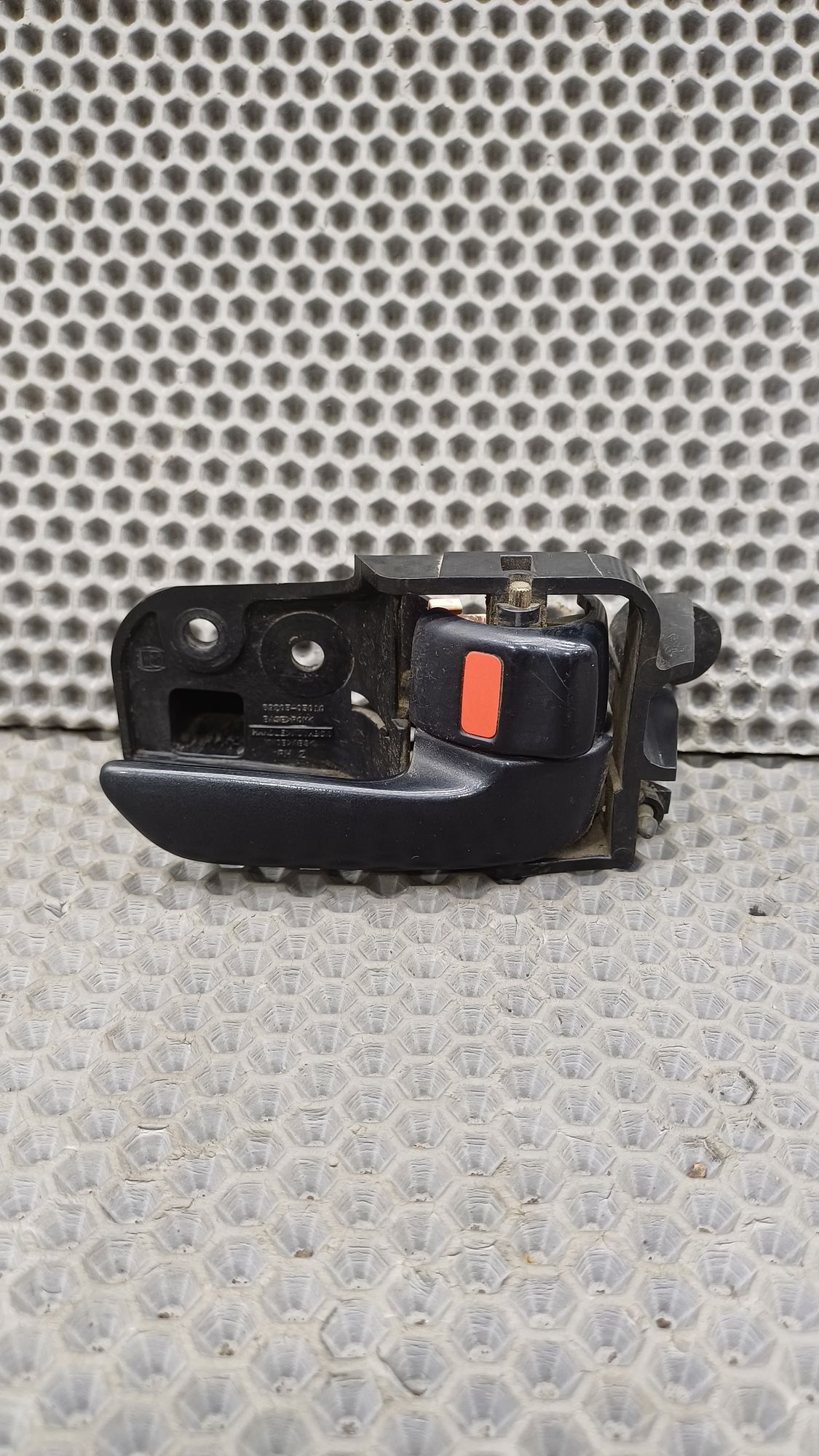 Б/У Ручка двери внутренняя передняя правая Toyota CARINA E 6 дорест. 1992—1996 1994 Зеленый, 499 рублей, Краснодар