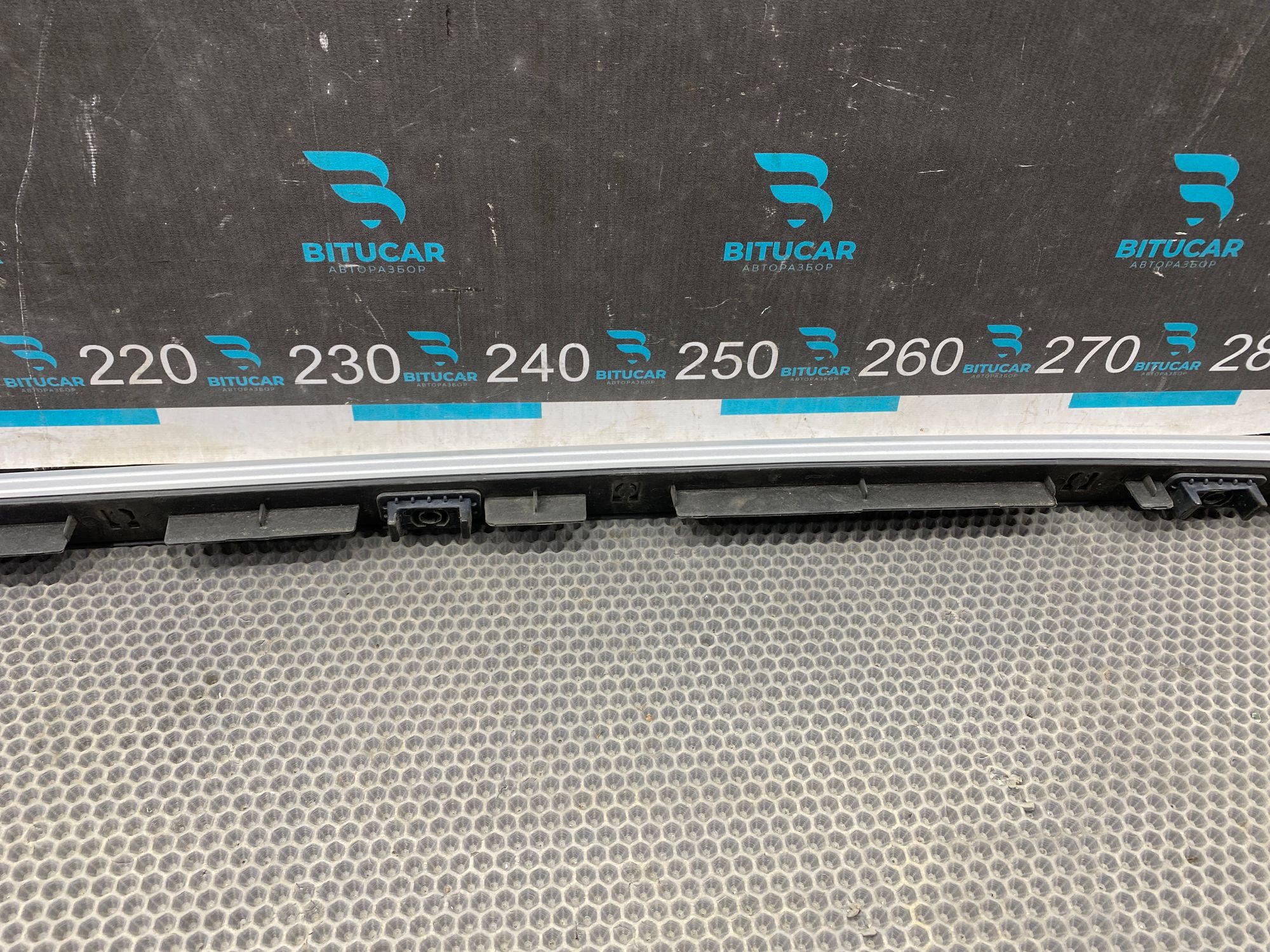 https://ycs.partsauto.market/partsauto-images/thmbs/userImages/c8f07ba63eb5b2f0f6006ea854bf8f7d/part/664c3a08-f03d-4f8a-8e4e-ca69c183022a_1777373283370.jpg