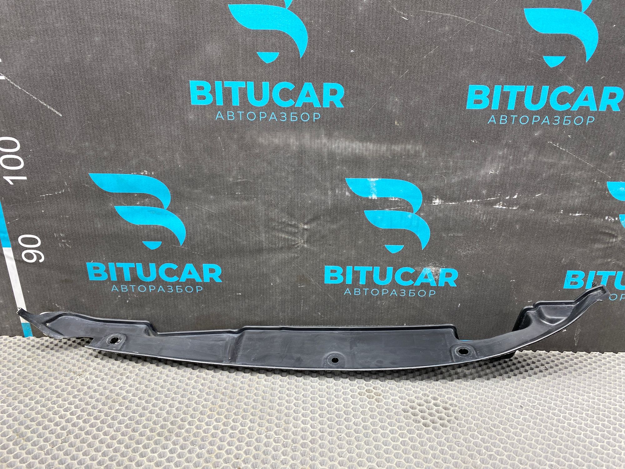 https://ycs.partsauto.market/partsauto-images/thmbs/userImages/c8f07ba63eb5b2f0f6006ea854bf8f7d/part/670cb5ae-bfbd-4795-9953-3883b9a03239_1777014372671.jpg