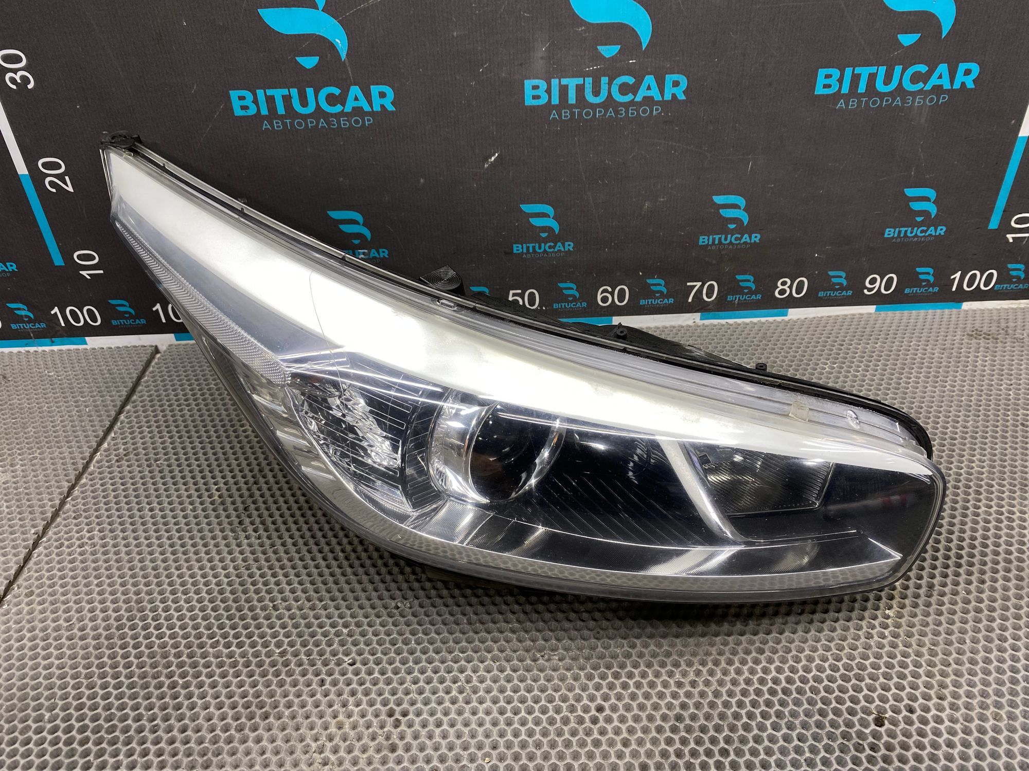 https://ycs.partsauto.market/partsauto-images/thmbs/userImages/c8f07ba63eb5b2f0f6006ea854bf8f7d/part/672a479b-ae63-4c5a-b35b-2ce4f2fb2b9e_1771249291760.jpg