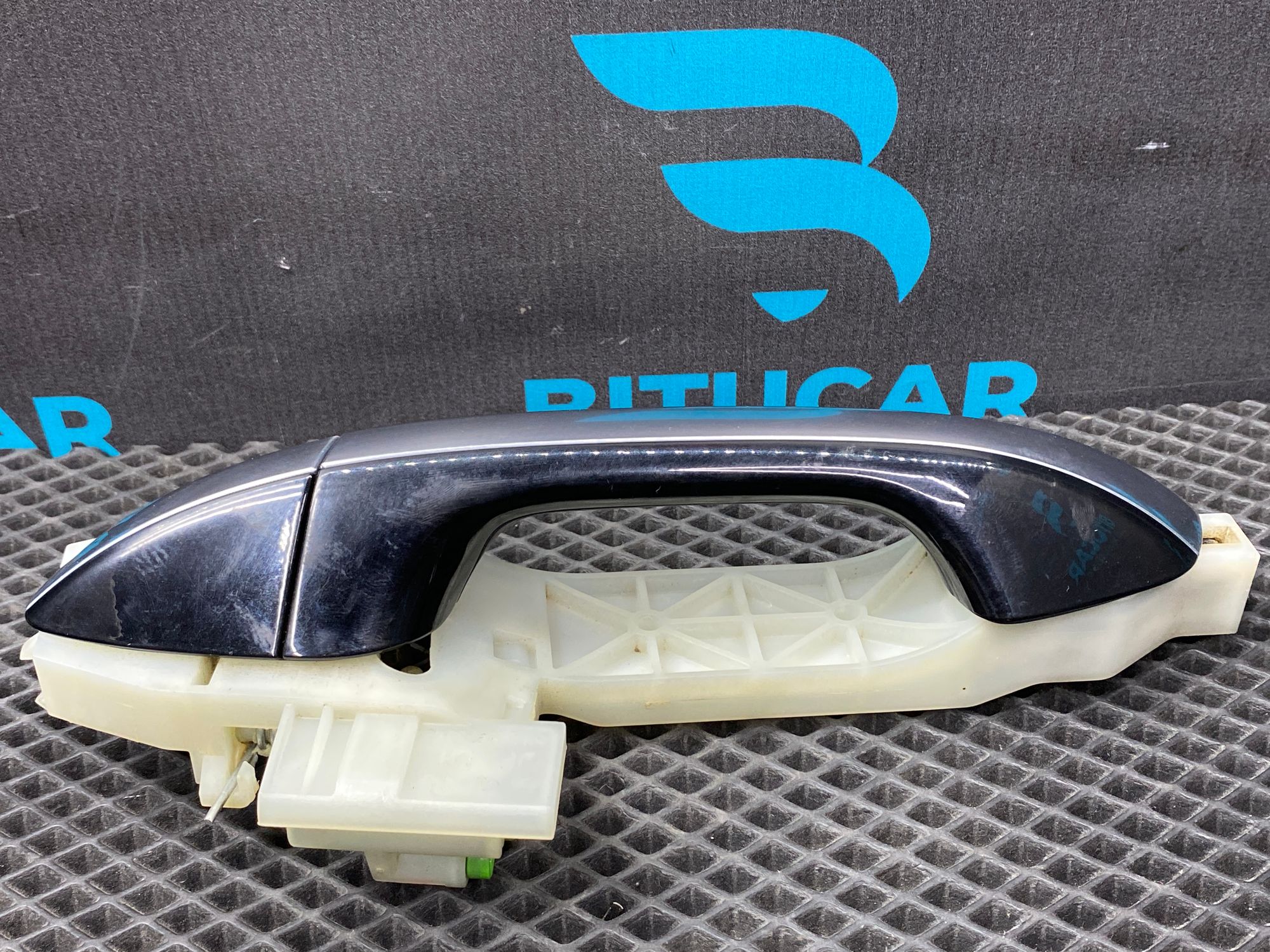 https://ycs.partsauto.market/partsauto-images/thmbs/userImages/c8f07ba63eb5b2f0f6006ea854bf8f7d/part/676de32d-7a28-4ed5-be9c-d51d6e9ae46e_1775488691583.jpg