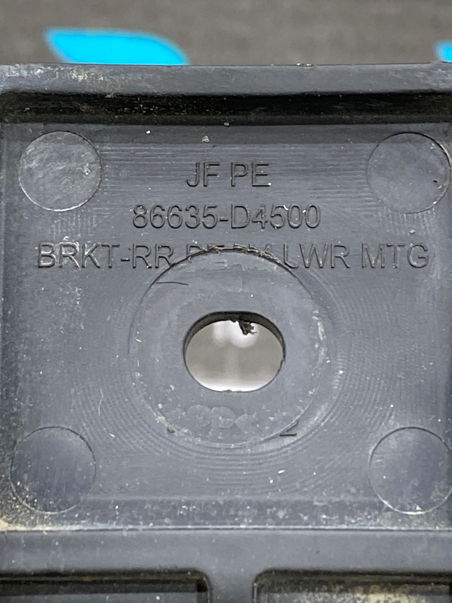 https://ycs.partsauto.market/partsauto-images/thmbs/userImages/c8f07ba63eb5b2f0f6006ea854bf8f7d/part/68724832-5cd1-4034-8832-e70a5b53f2d4_1777818016085.jpg