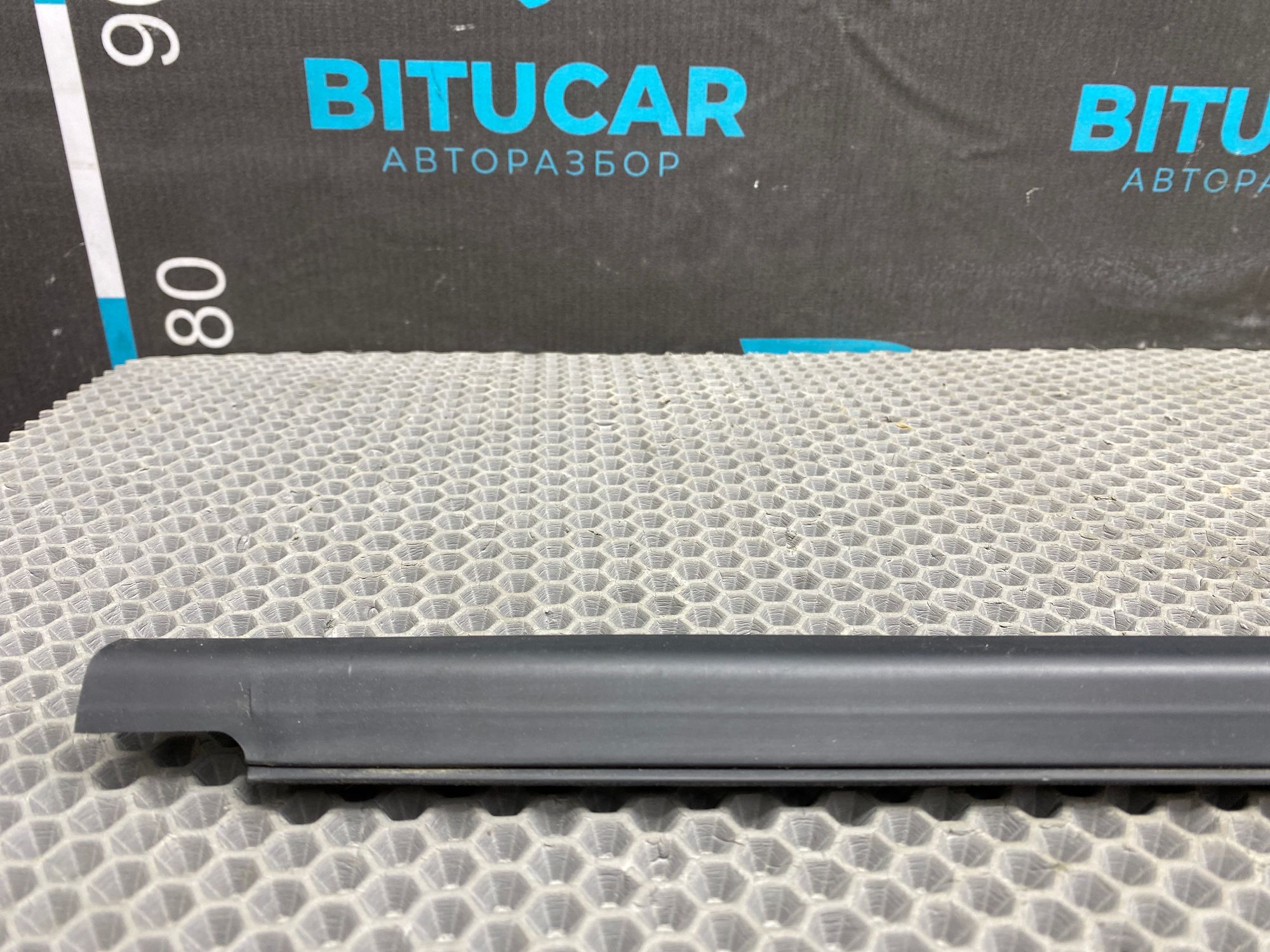 https://ycs.partsauto.market/partsauto-images/thmbs/userImages/c8f07ba63eb5b2f0f6006ea854bf8f7d/part/6916cd3f-5529-4667-8a03-0b4a980f2a40_1777031410832.jpg