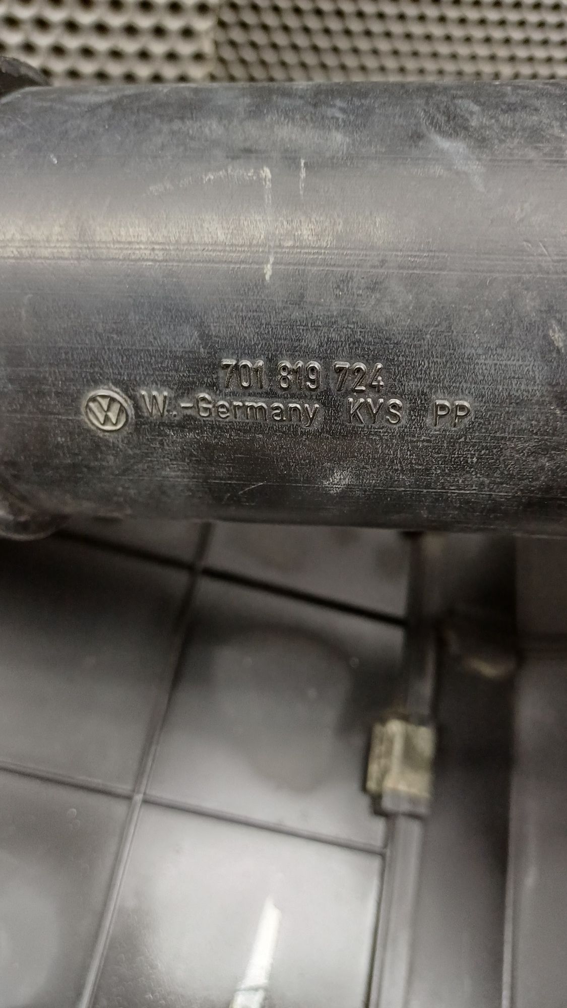 https://ycs.partsauto.market/partsauto-images/thmbs/userImages/c8f07ba63eb5b2f0f6006ea854bf8f7d/part/69545f25-e417-4aee-a349-32bbbbe4a2b2_1774363158246.jpg